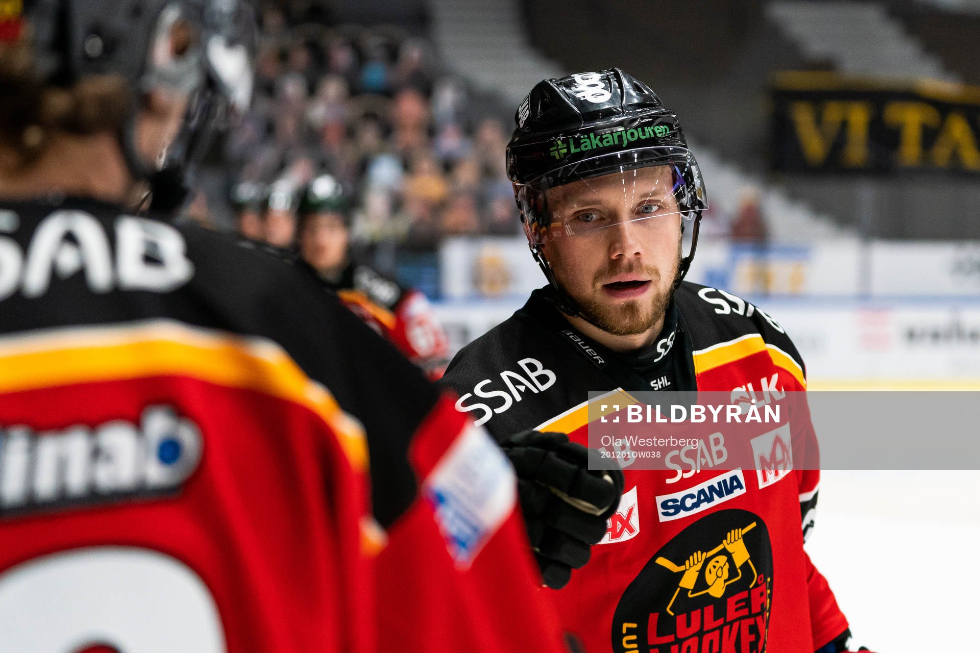 Luleås Petter Emanuelsson jublar