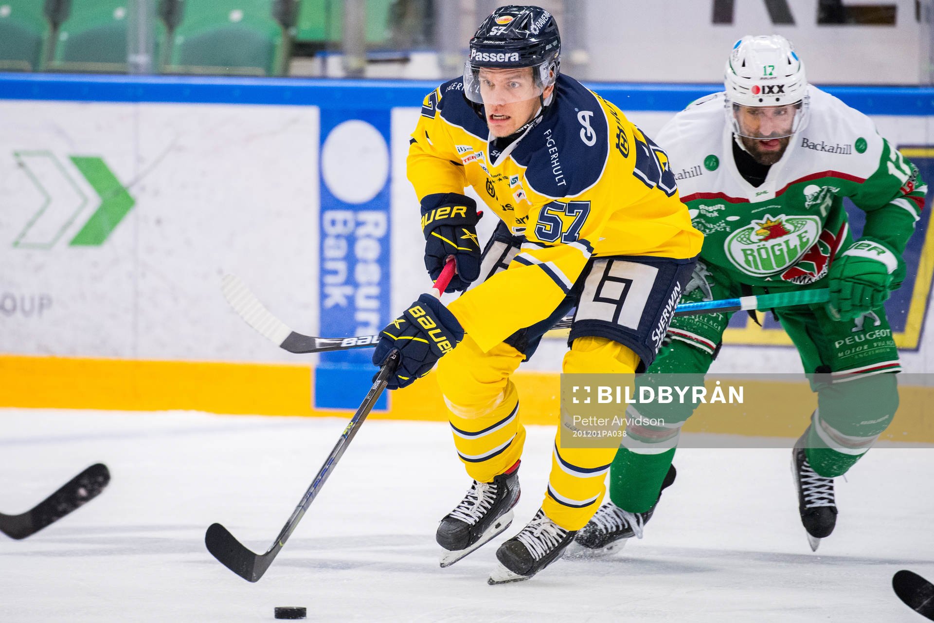 s Anton Wedin och Rögles Taylor Matson