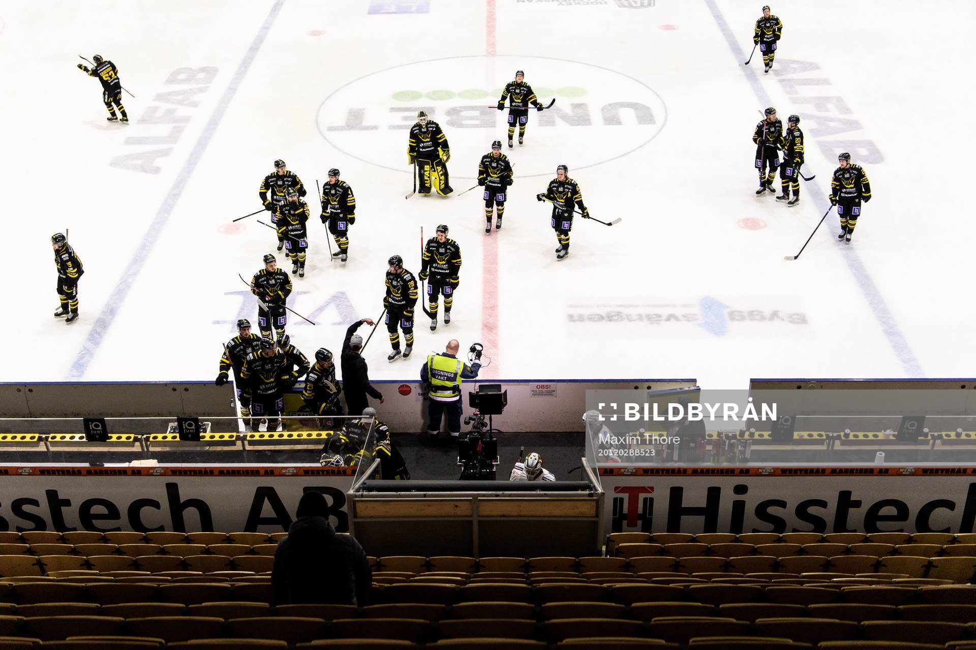 Västerås spelare jublar