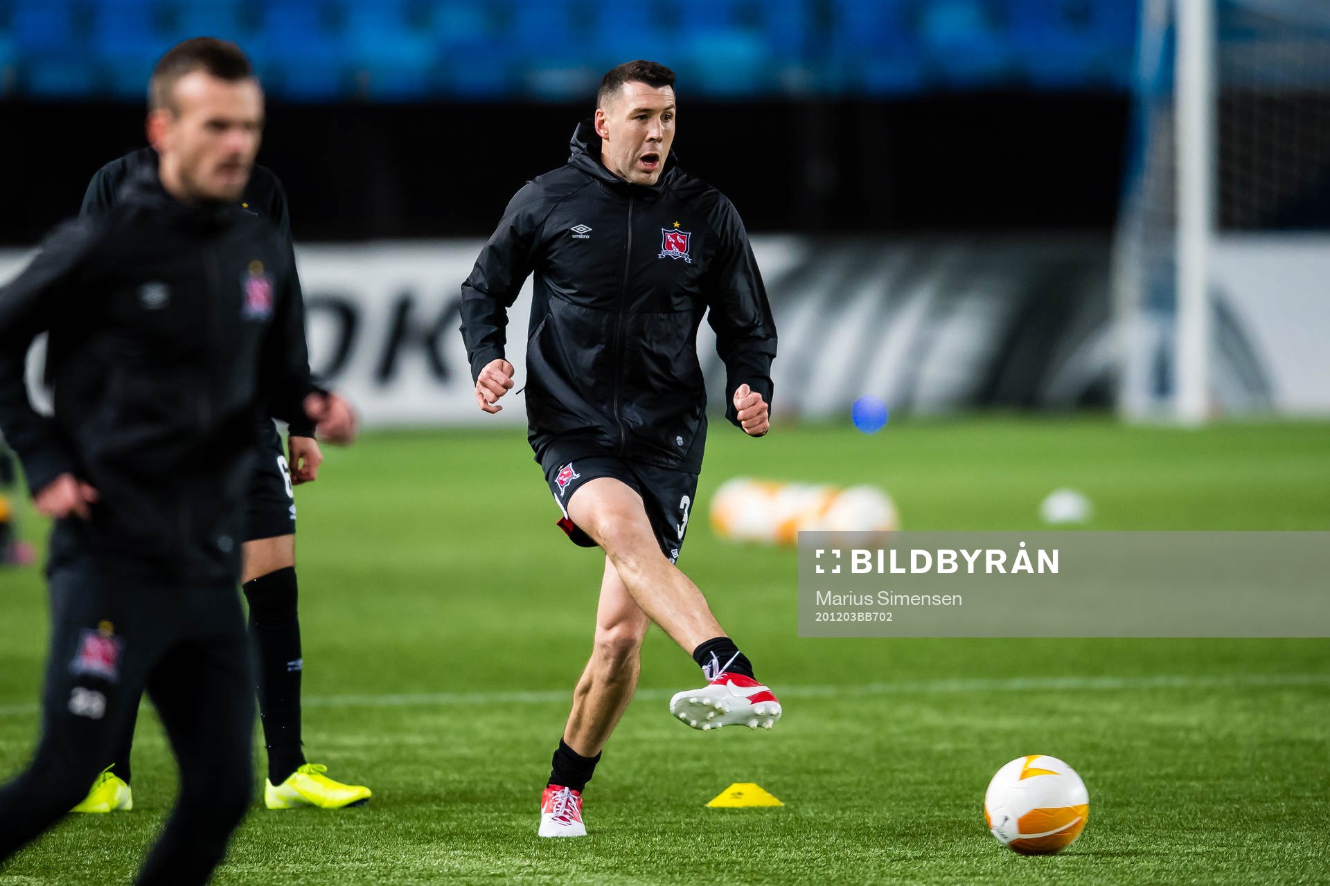 Brian Gartland of Dundalk warms up ahead of the Europa League group stage match between Molde and Dundalk on December 3, 2020 in Molde.