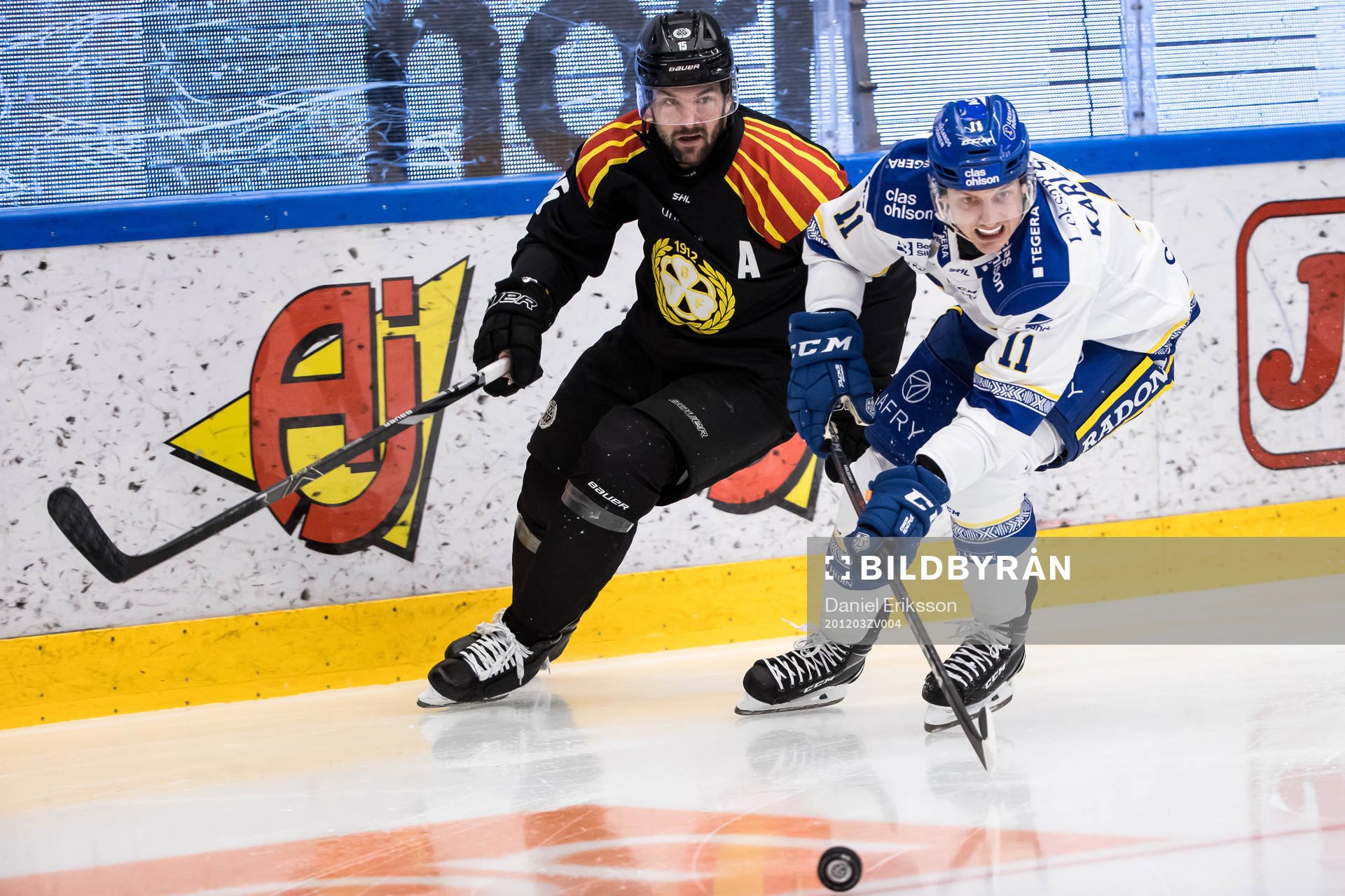 Brynäs Simon Bertilsson och Leksands Martin Karlsson