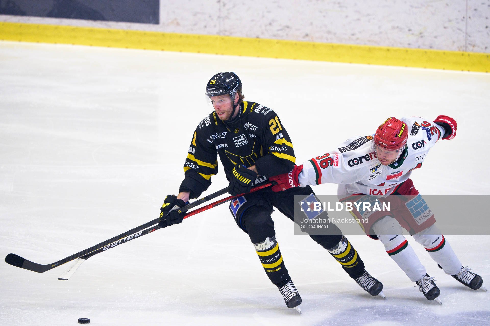 Västerås Lukas Zetterberg och Modos Sebastian Ohlsson