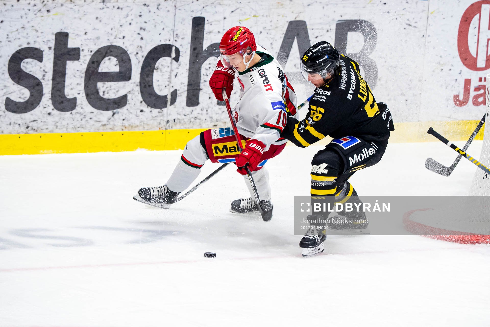 Modos Aleksi Heponiemi och Västerås Alexander Lunsjö