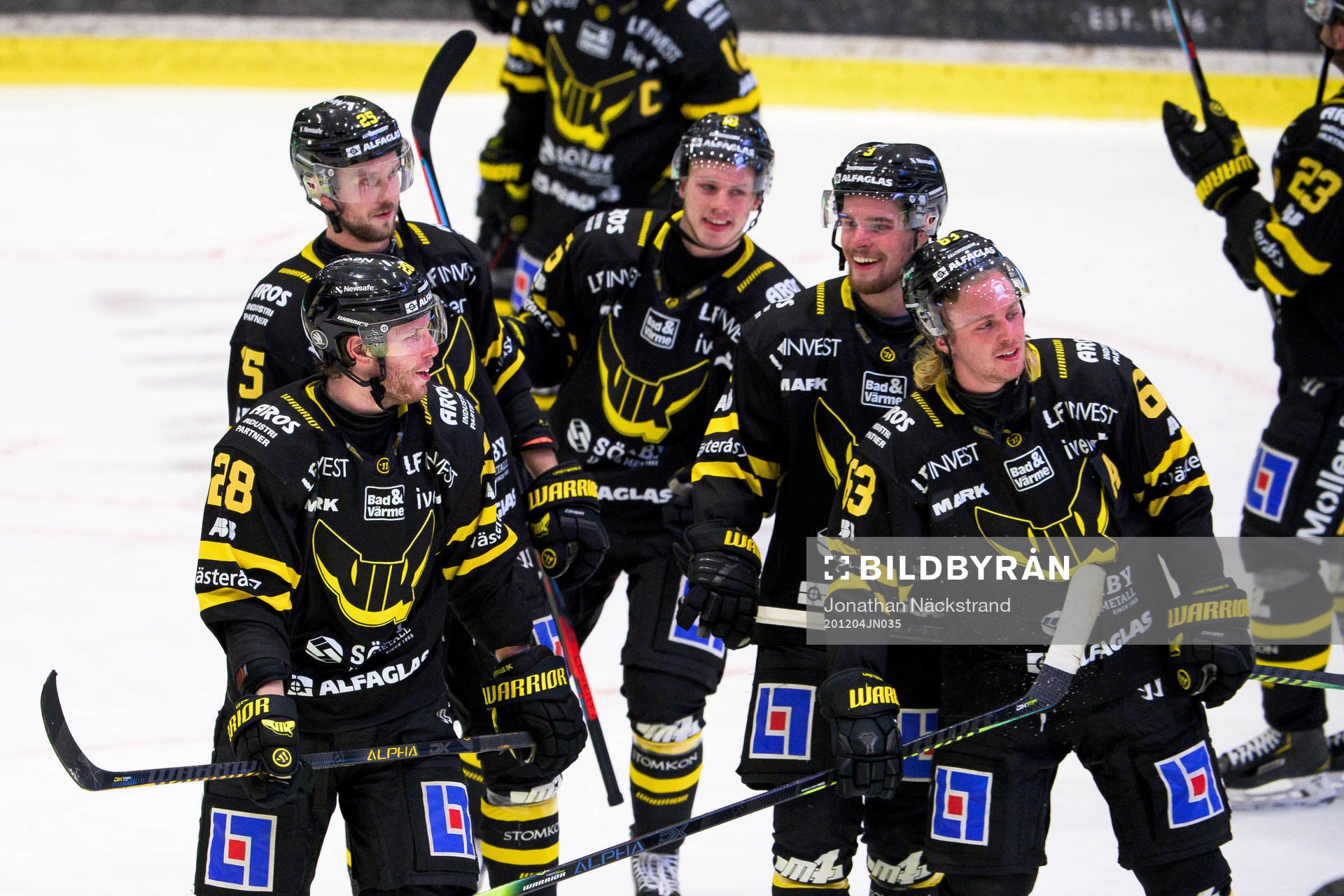 Västerås spelare jublar