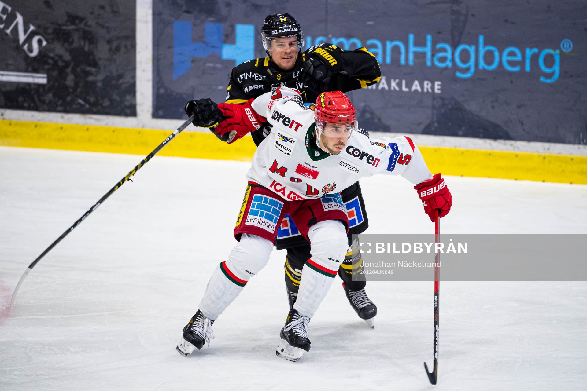 Modos Frank Corrado och Västerås William Wikman