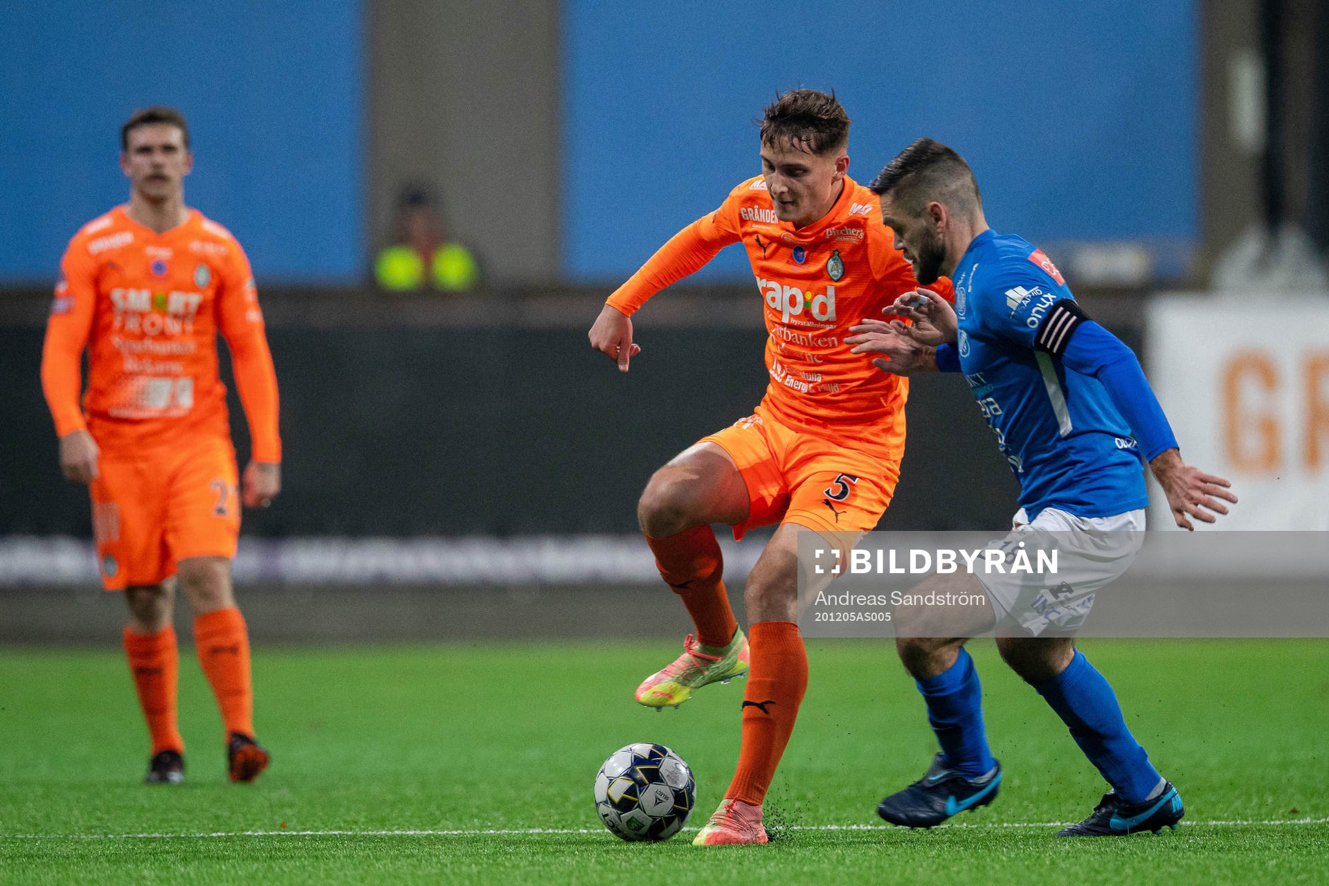 AFC Eskilstunas Pontus Rödin och Norrbys Ivo Dominik