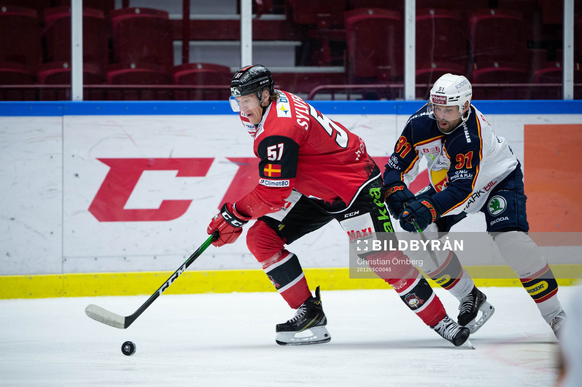 Malmö Redhawks Emil Sylvegård och Djurgårdens Dick