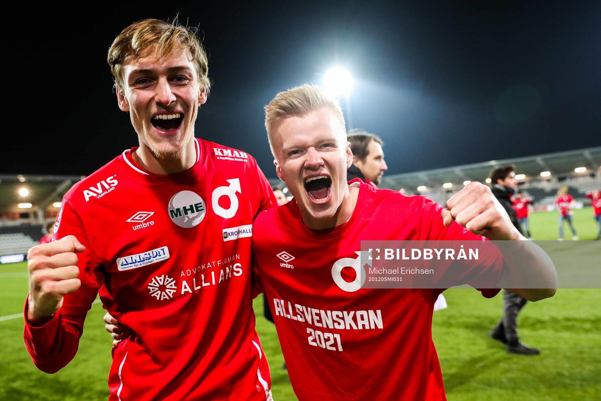 Degerfors Jakob Ortmark och Axel Lindahl och jublar över
