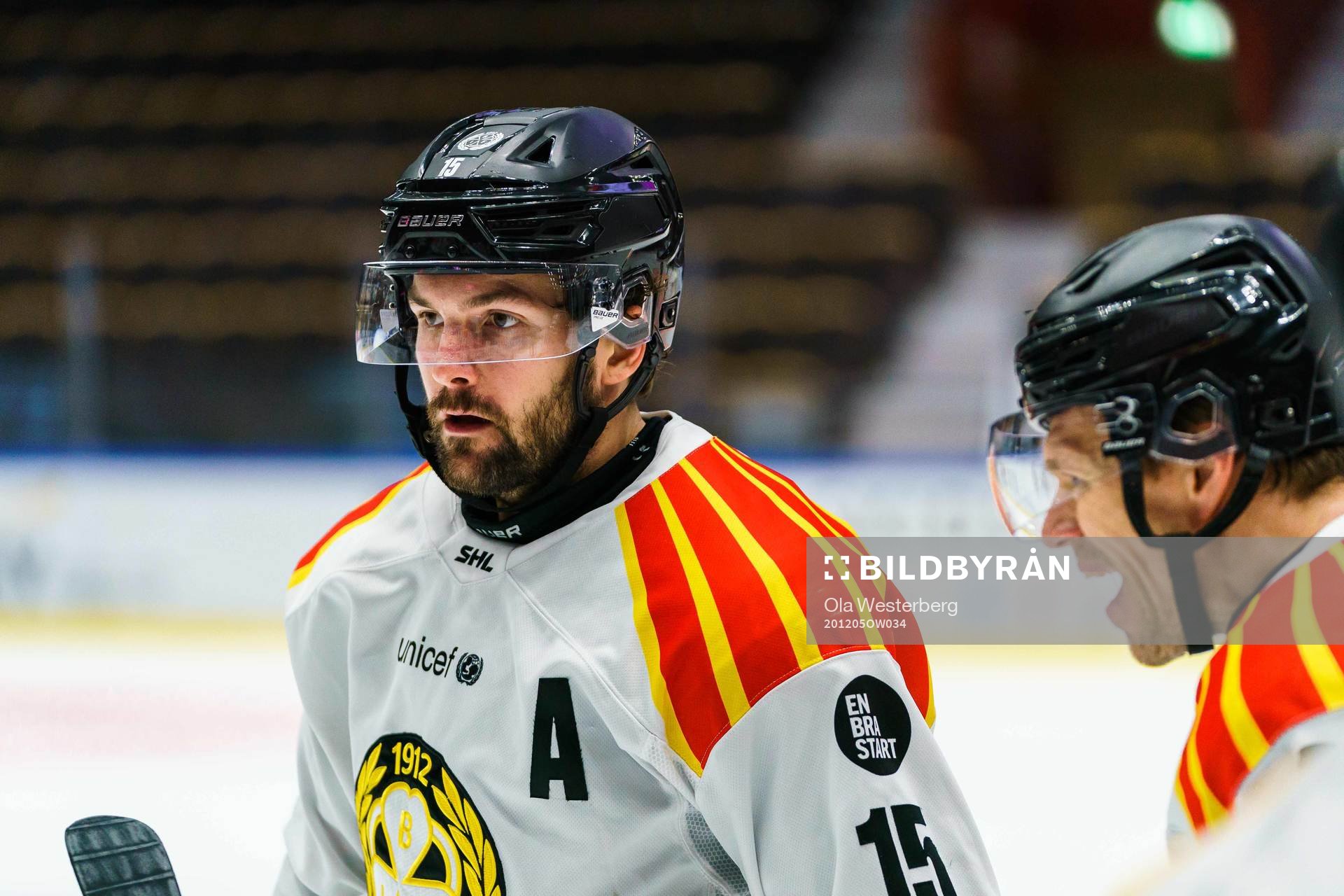 Brynäs Simon Bertilsson och Nicklas Danielsson jublar