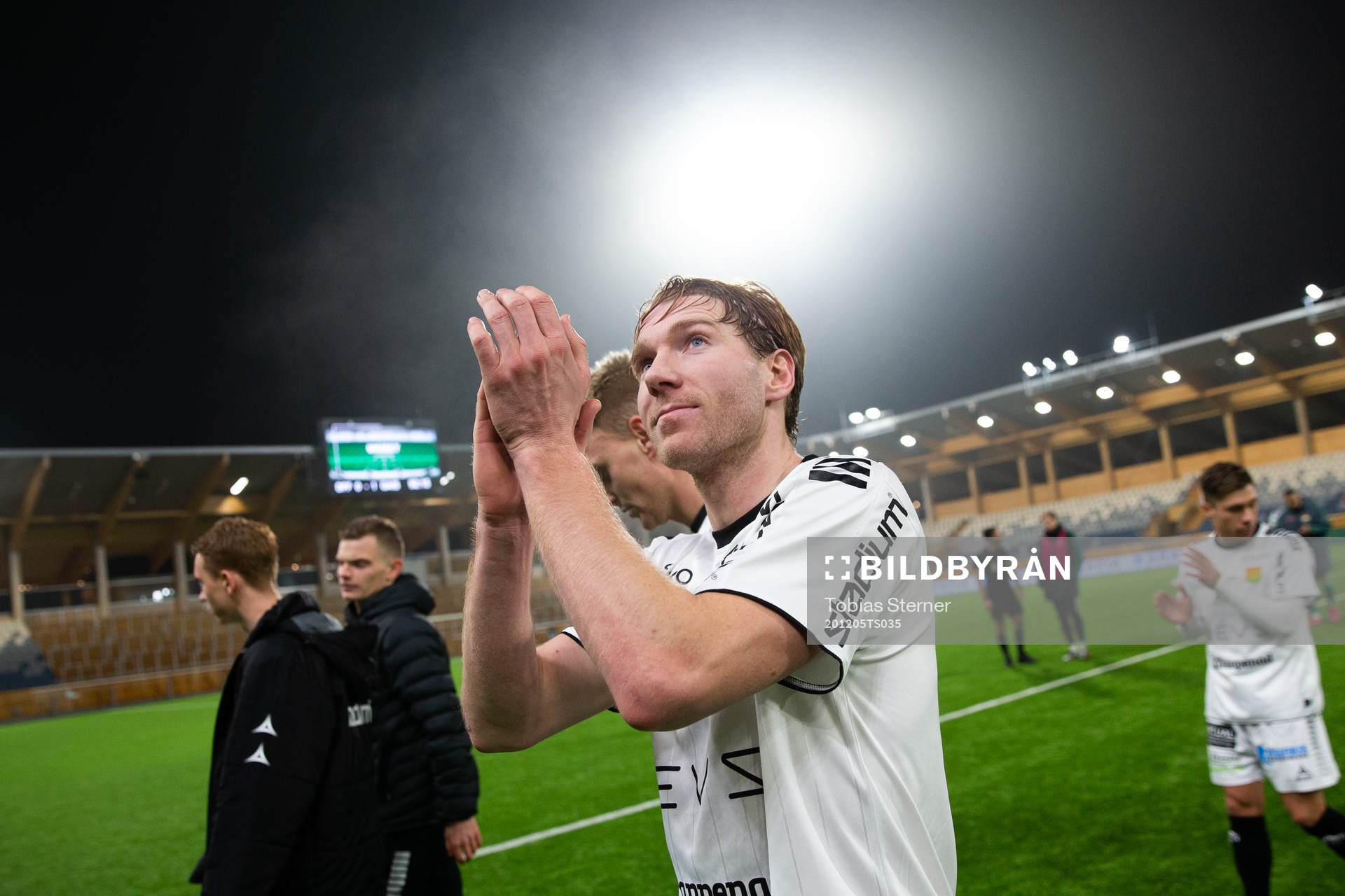 GAIS August Wängberg jublar