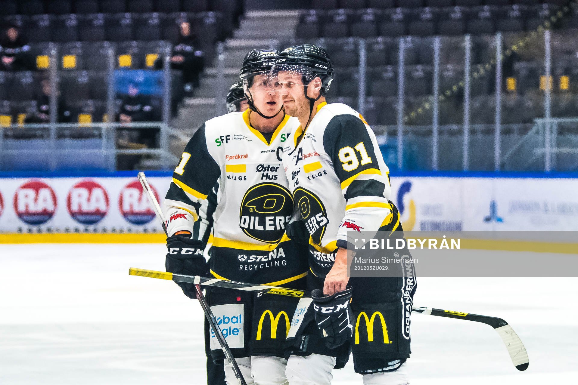 Tommy Kristiansen of Stavanger Oilers walks off the pitch