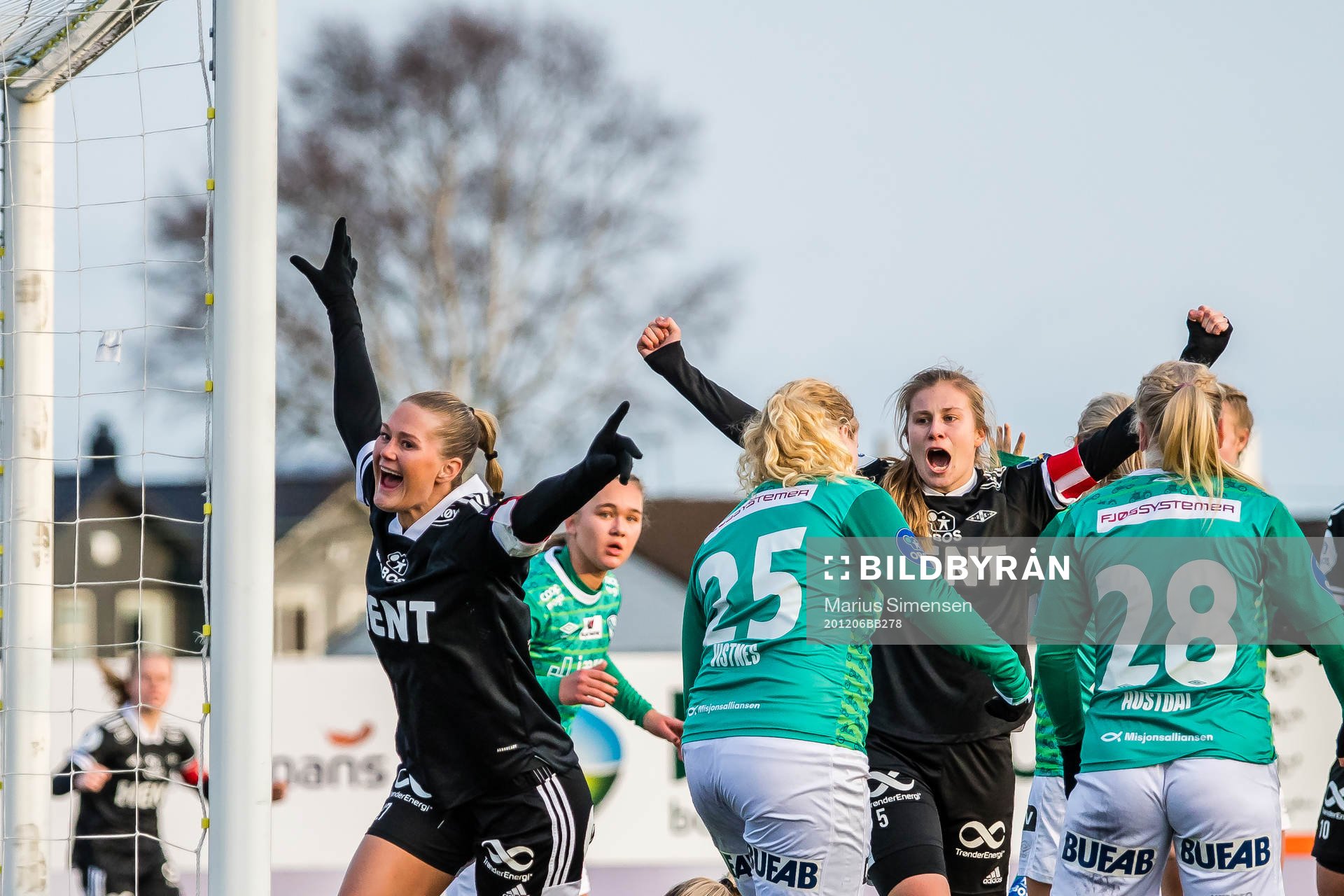 Lisa-Marie Karlseng Utland of Rosenborg celebrates