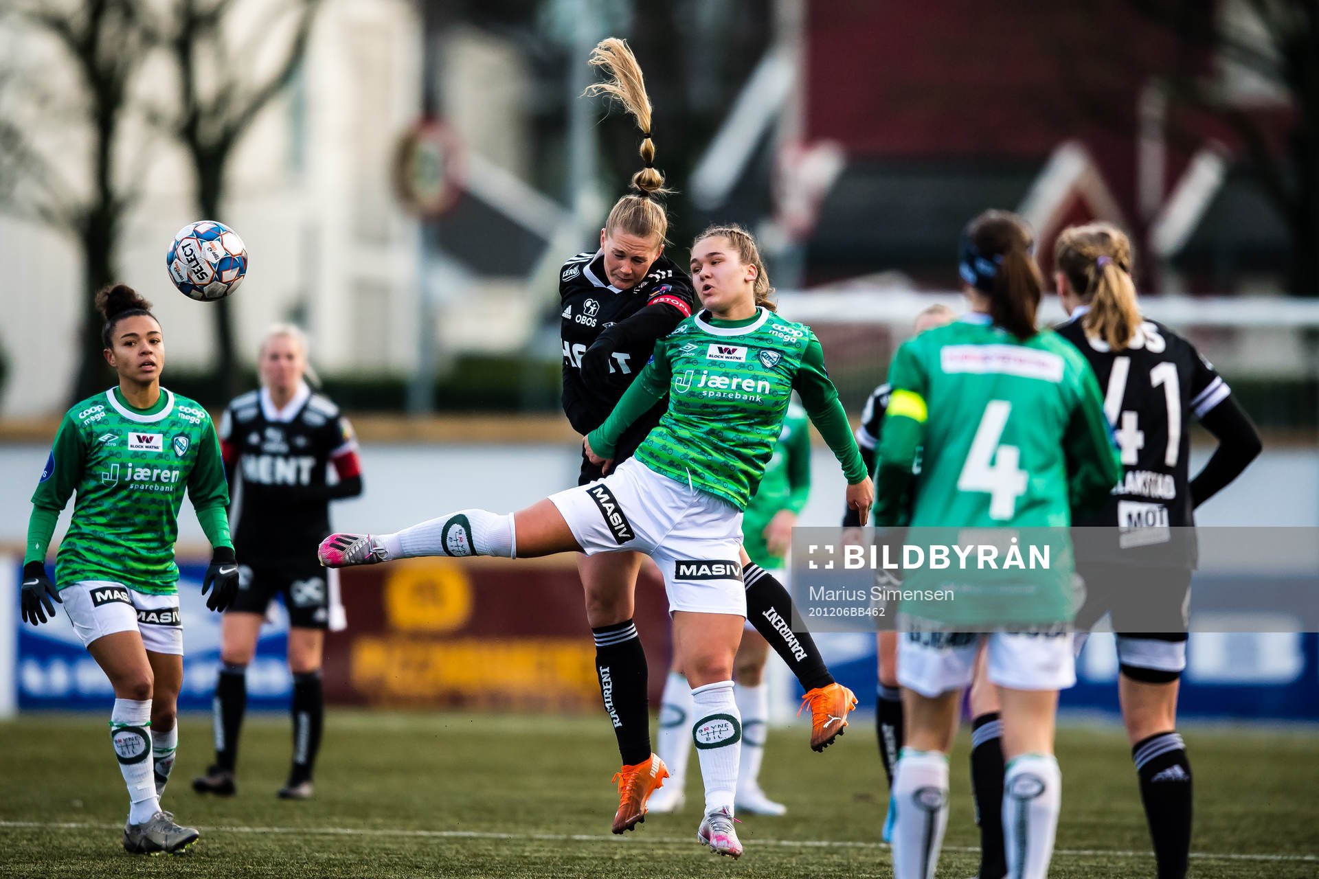 Lisa-Marie Karlseng Utland of Rosenborg and Julie Austdal