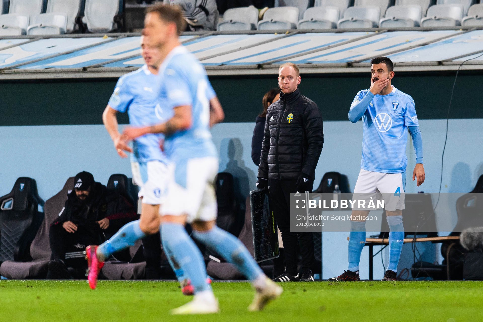 Malmö FFs Behrang Safari ska bytas in