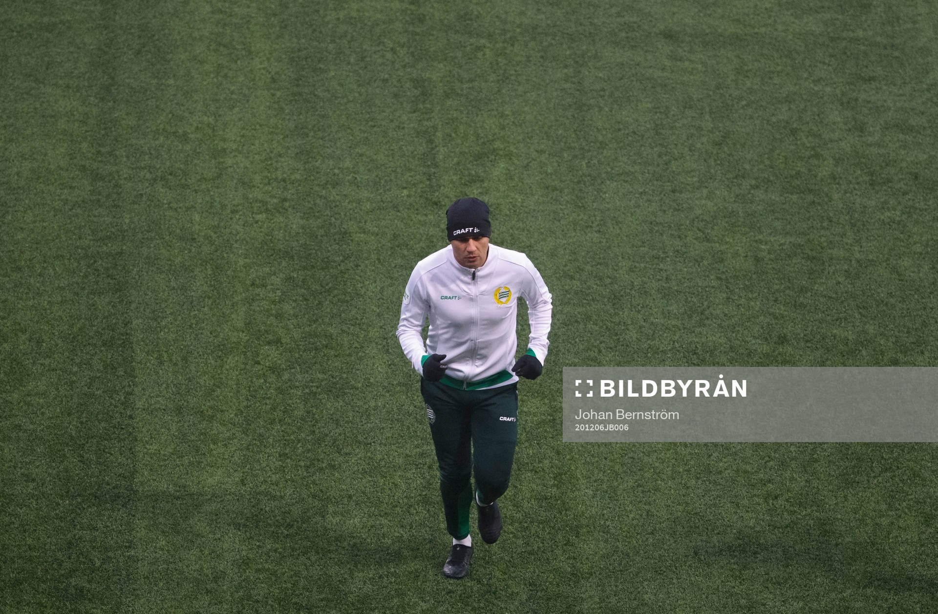 Hammarbys Paulinho värmer upp