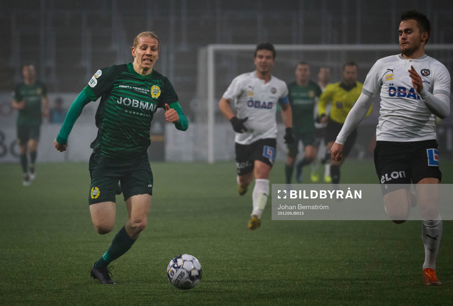 Hammarbys Gustav Ludwigson och Örebros Benjamin Hjertstrand