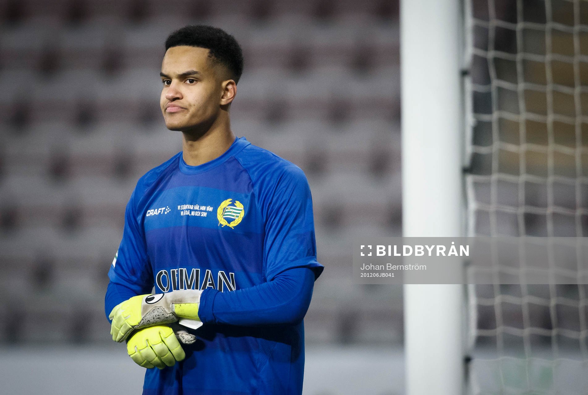 Hammarbys målvakt Oliver Dovin