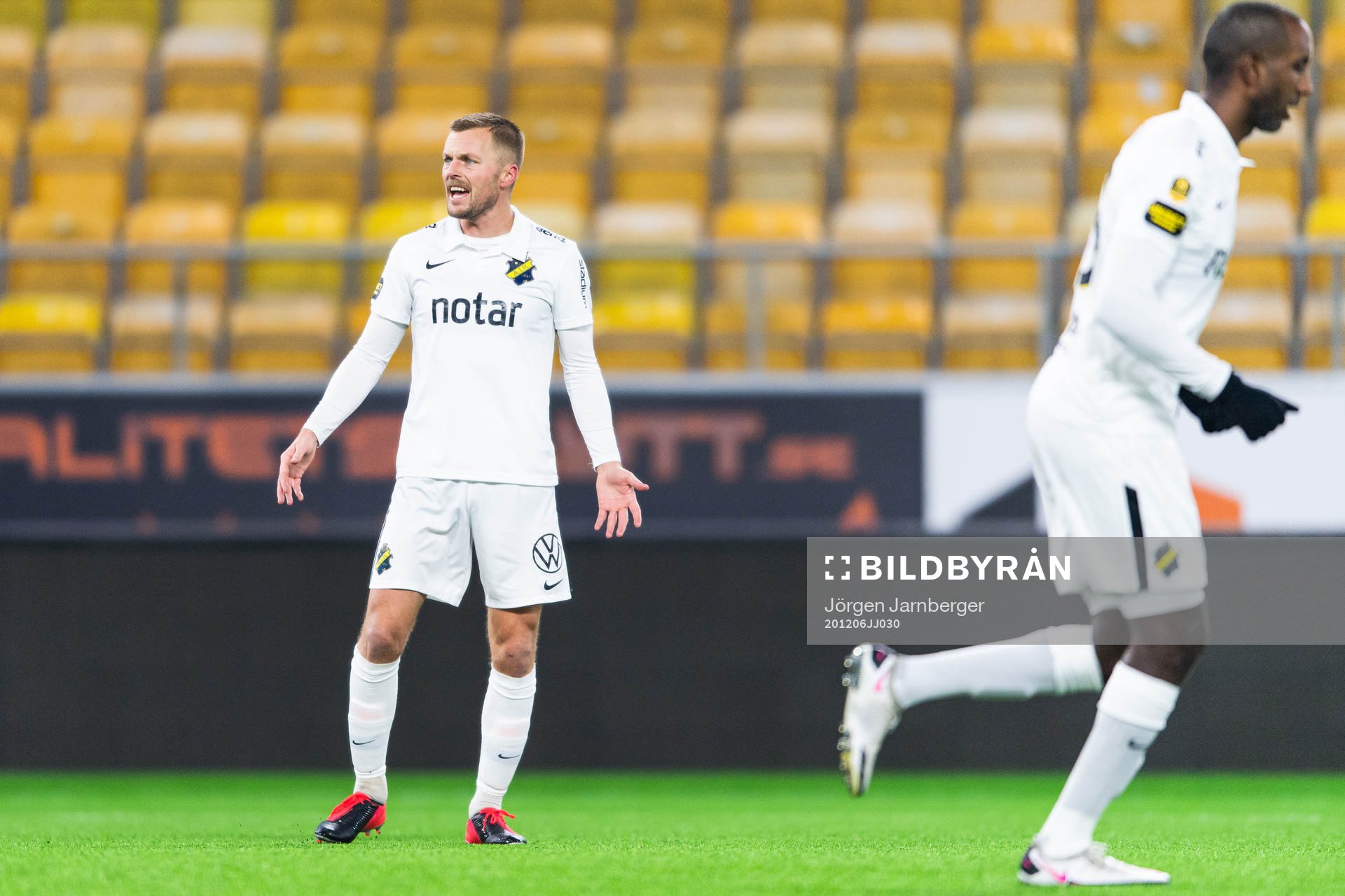 s Sebastian Larsson deppar