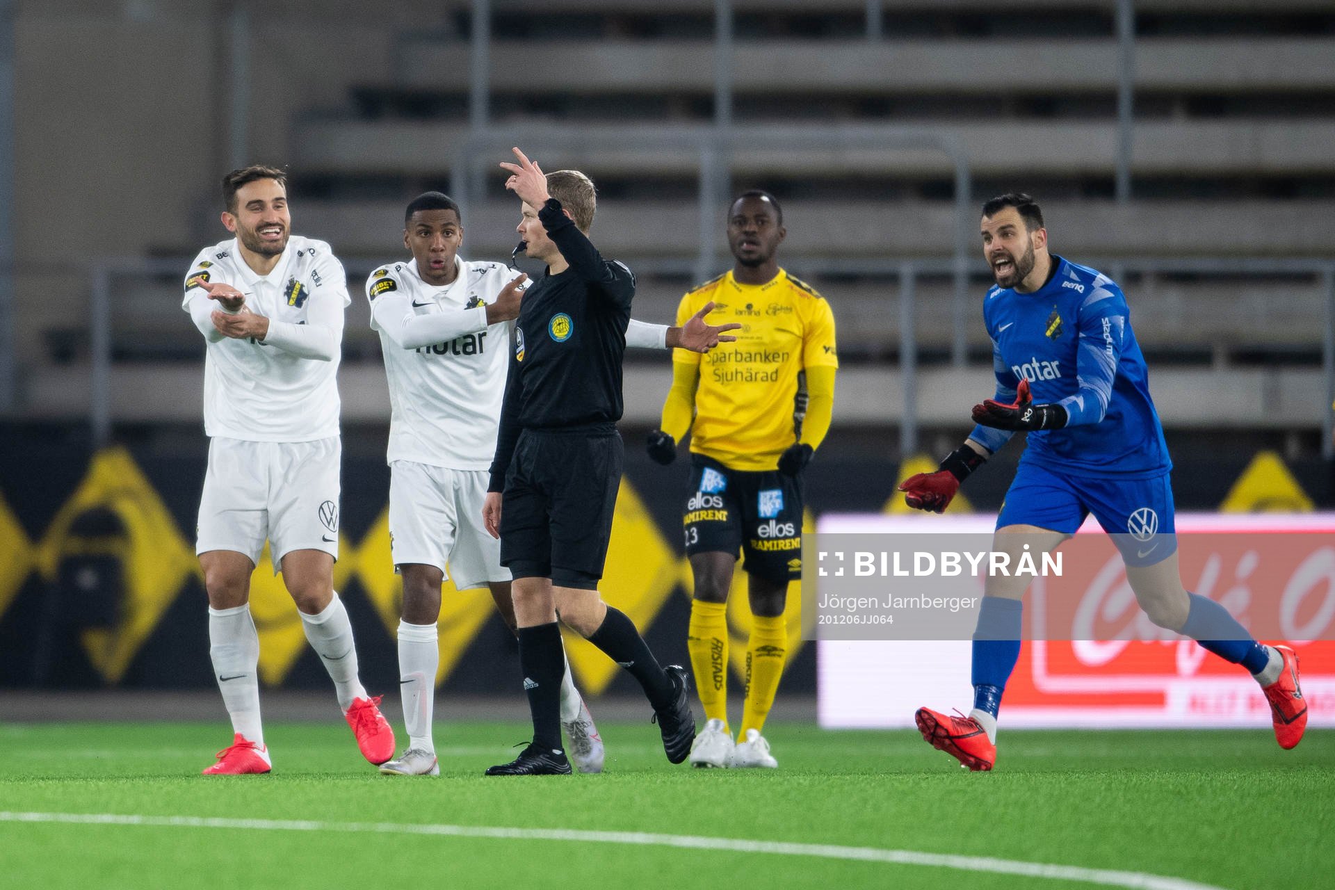 s Sotirios Papagiannopoulos, Paulos Abraham och målvakt