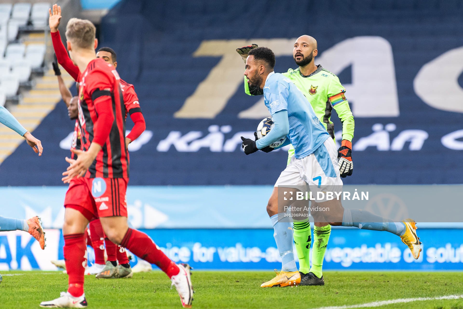 Malmö FFs Isaac Kiese Thelin jublar