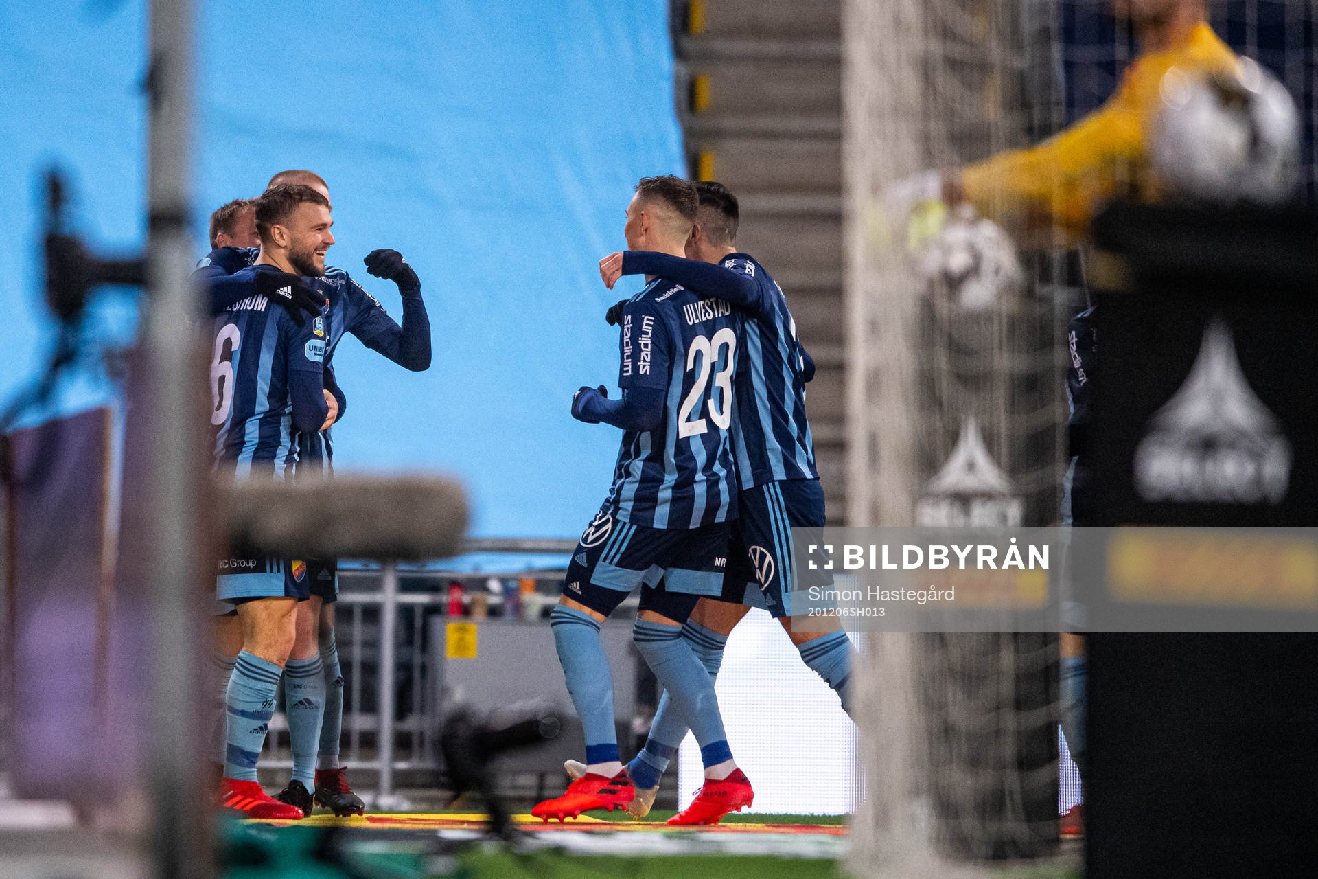 Djurgårdens Jesper Karlström jublar med Fredrik Ulvestad