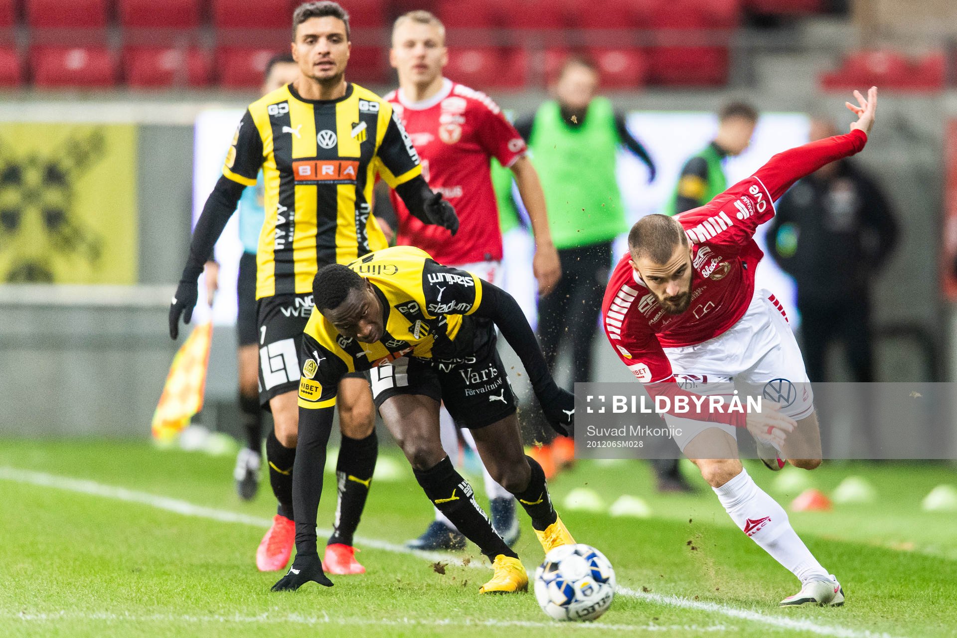 Kalmars Filip Sachpekidis och Häckens Godswill Ekpolo
