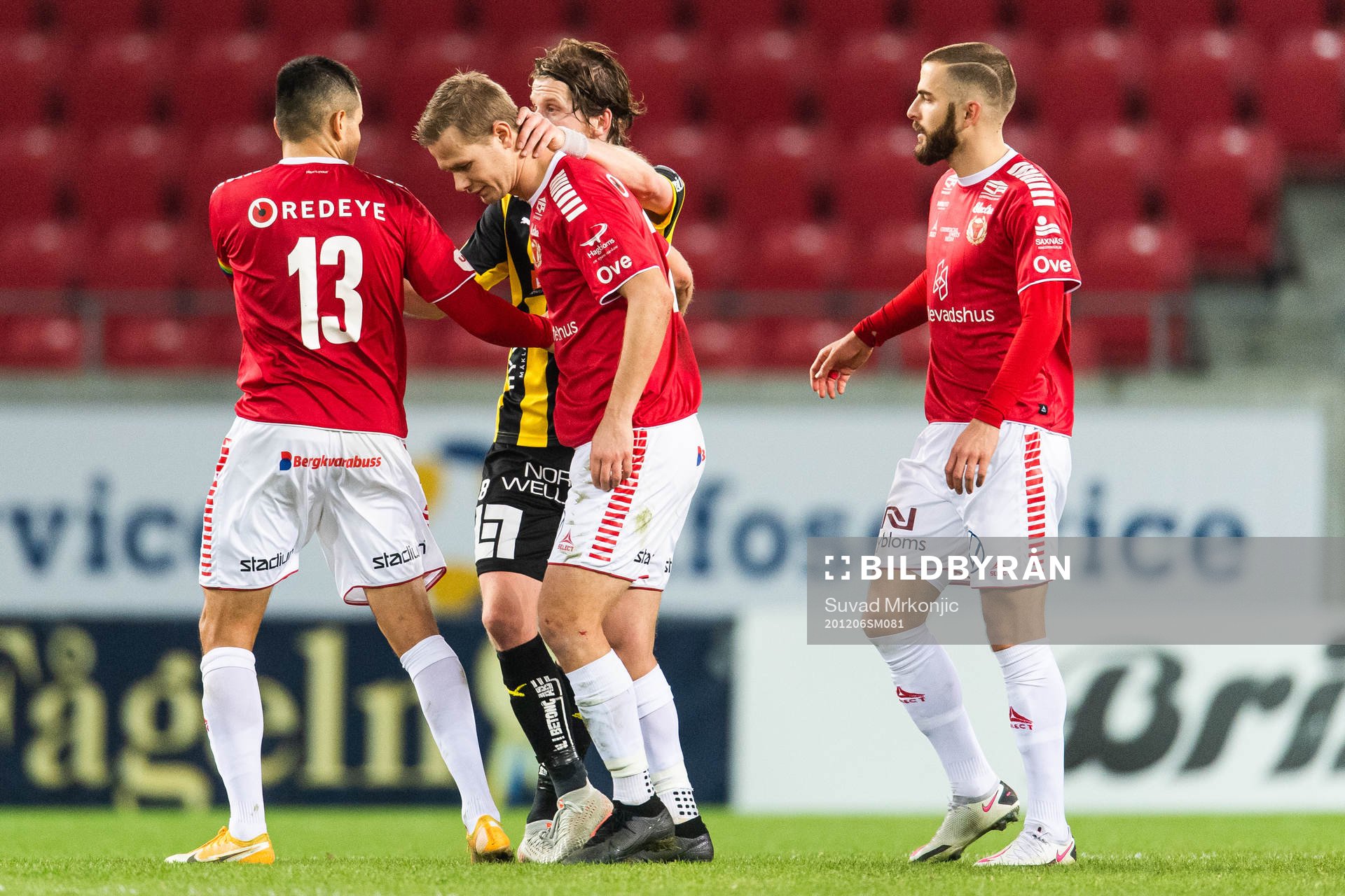 Kalmars Emin Nouri och Erik Israelsson med Häckens Rasmus