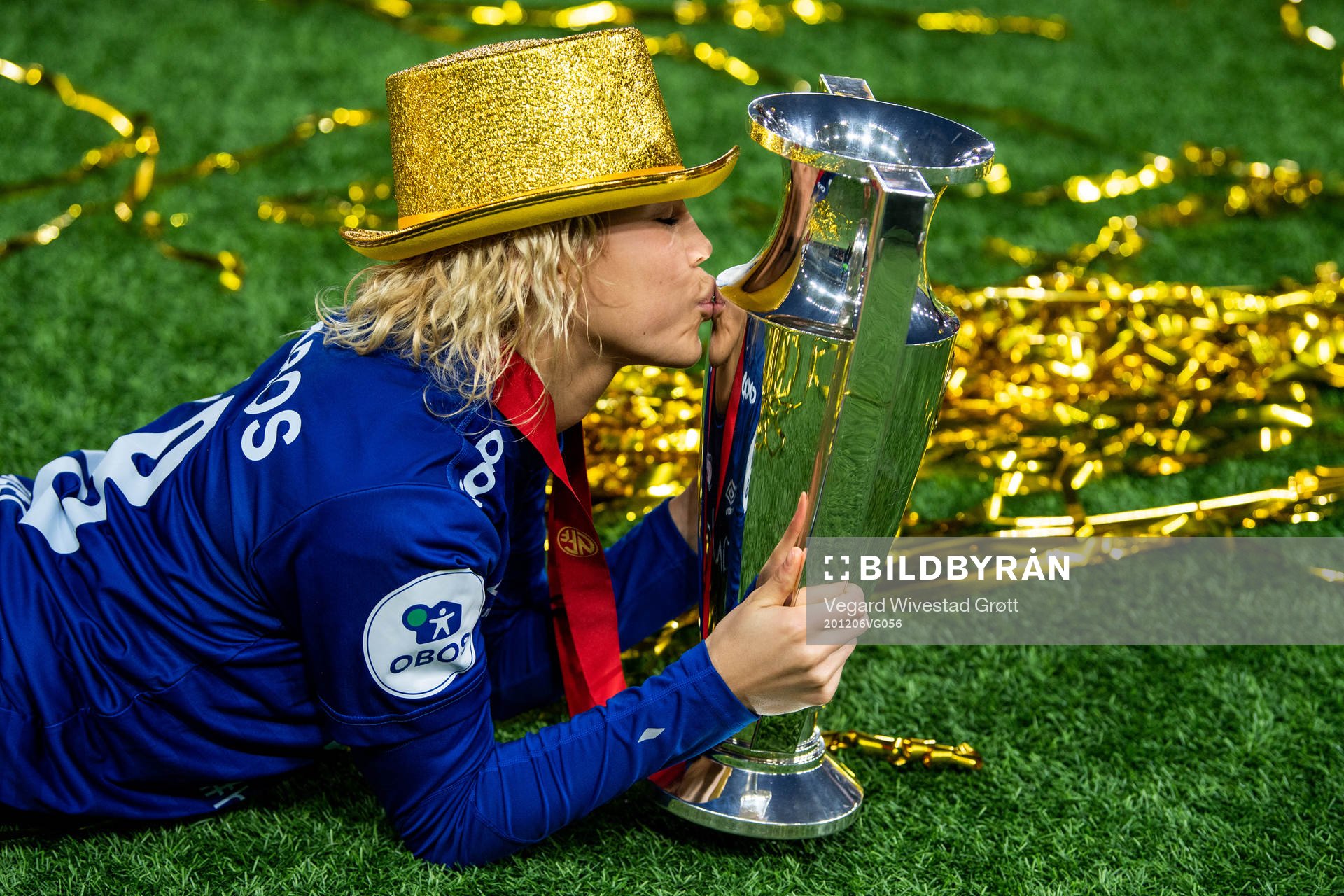 Celin Bizet Ildhusøy of Vålerenga celebrates