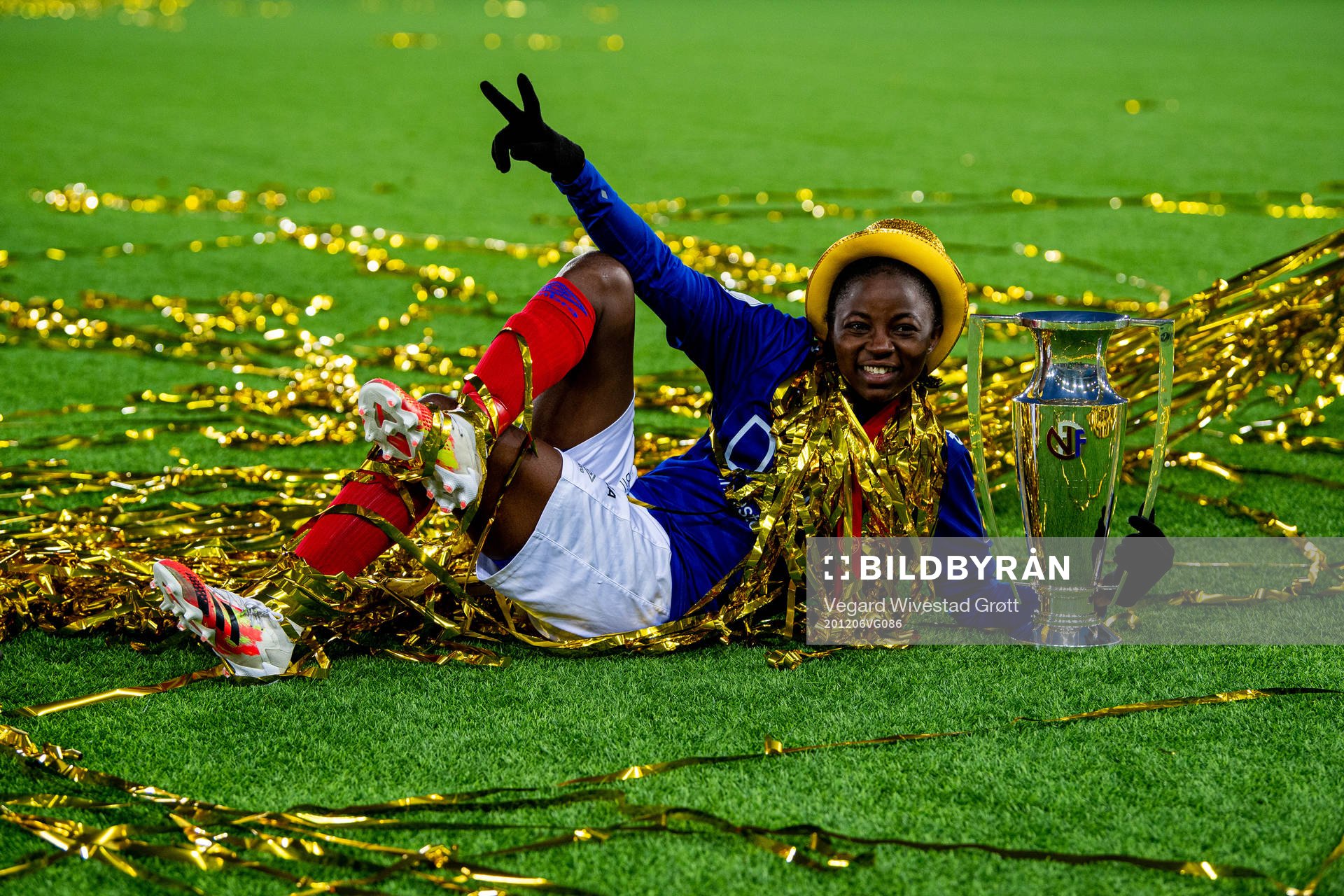 Ajara Njoya of Vålerenga celebrates winning the league