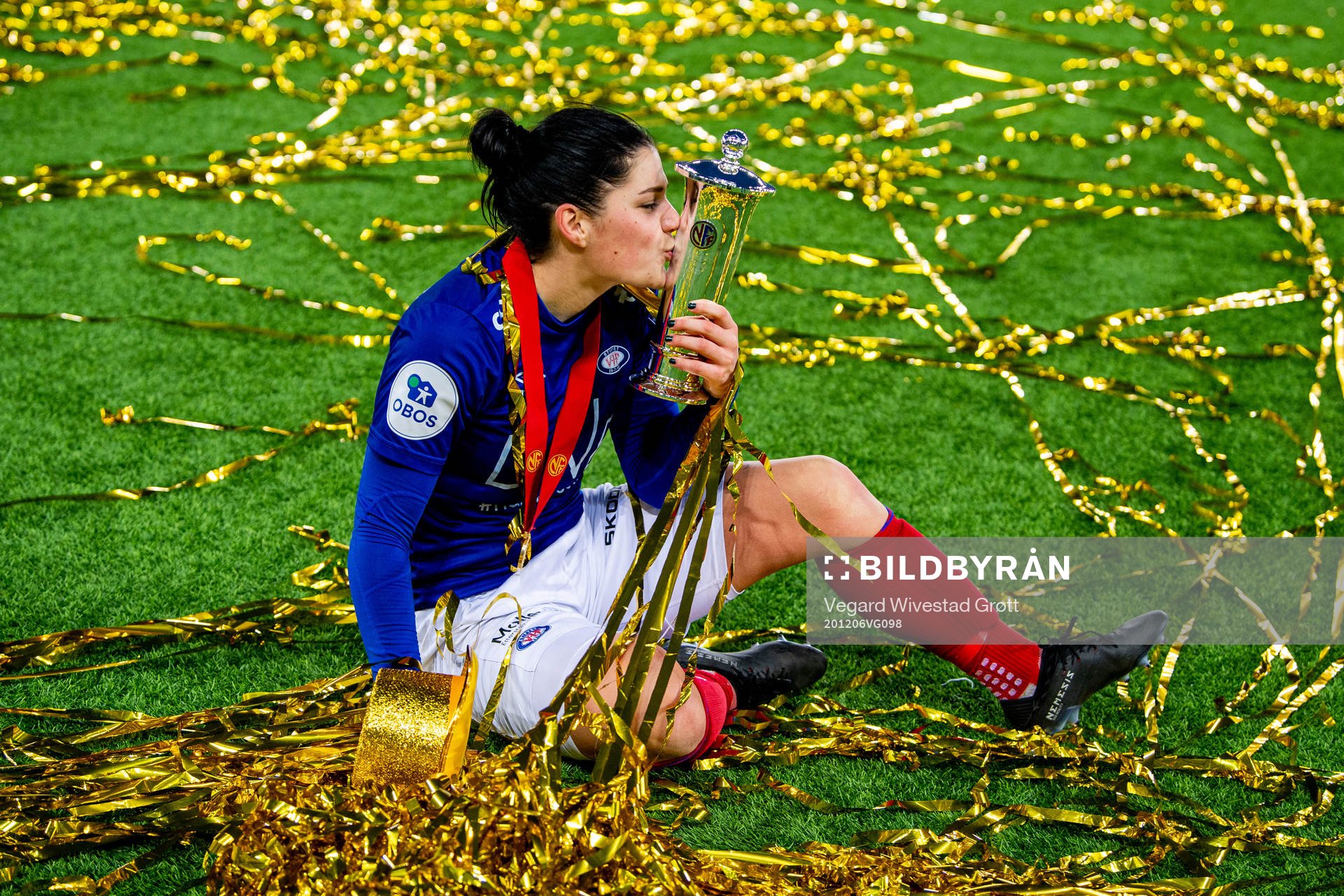 Dejana Stefanovic of Vålerenga celebrates winning the