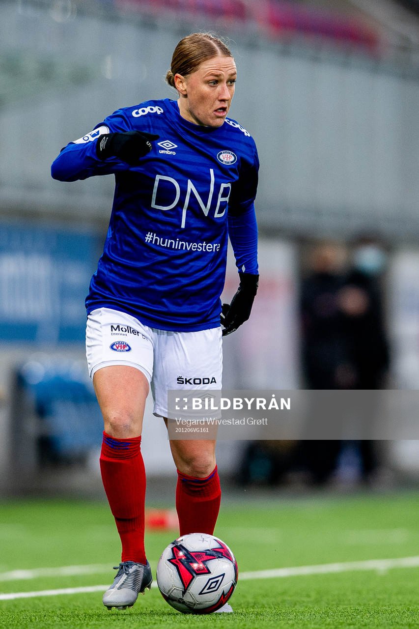 Catherine Bott of Vålerenga