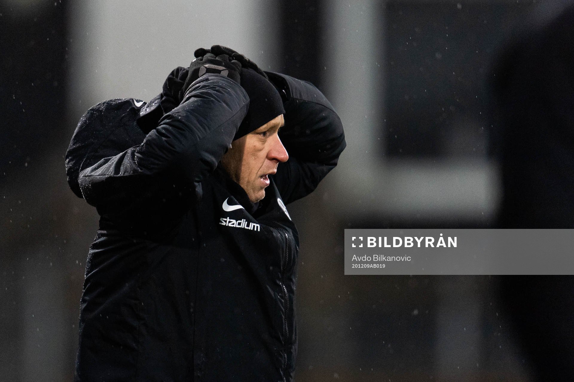 Landskronas tränare Billy Magnusson reagerar