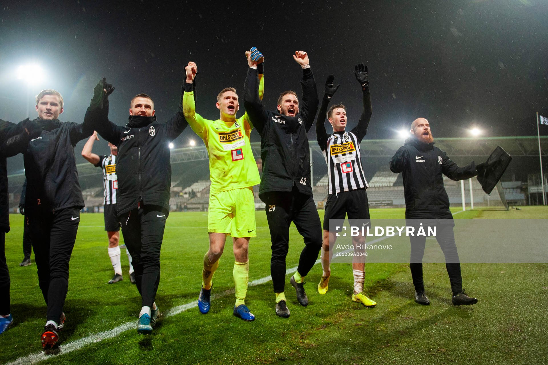 Landskronas målvakt Philip Mårtensson och målvakt Carl