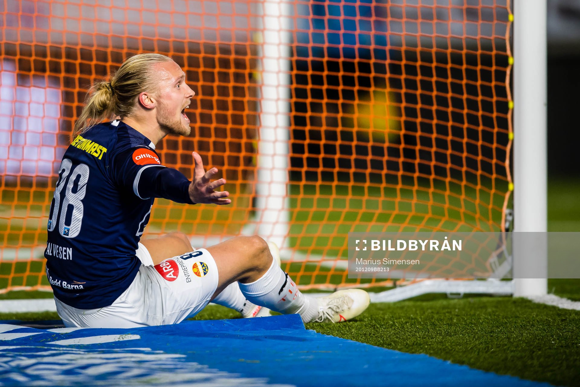 Lars-Jørgen Salvesen of Strømsgodset reacts