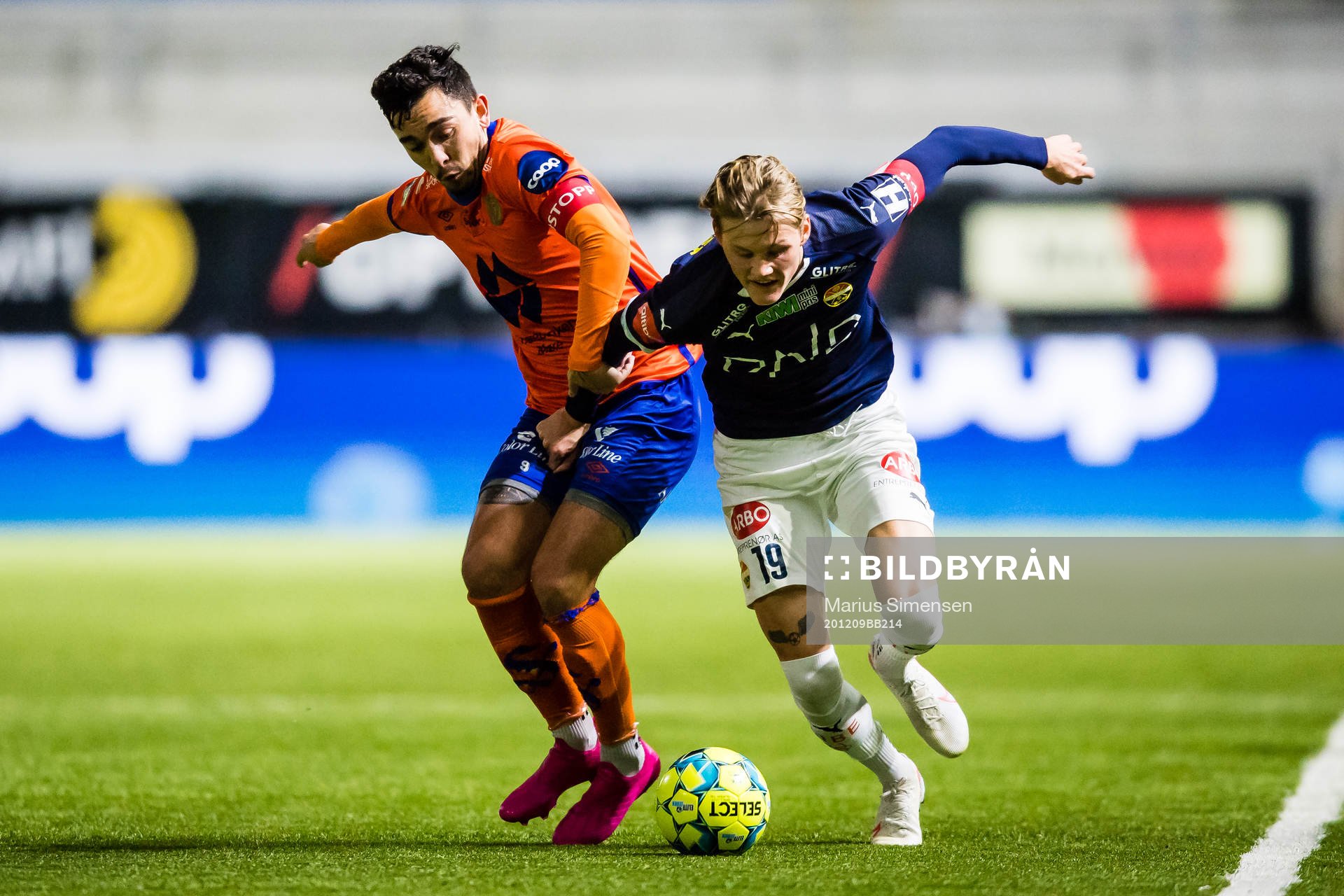 Niklas Fernando Nygaard Castro of Aalesund and Halldor