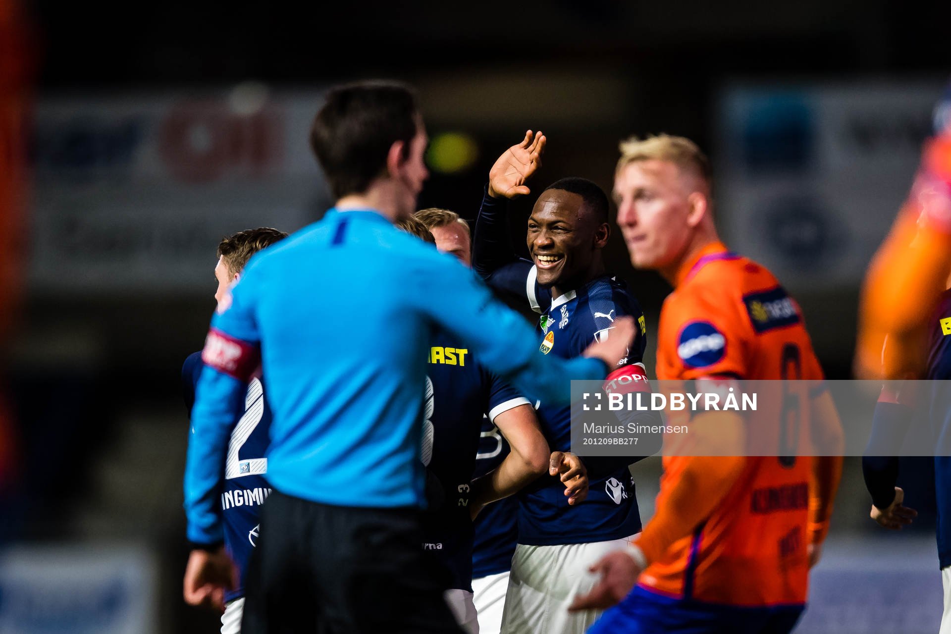 Duplexe Tchamba Bangou of Strømsgodset celebrates