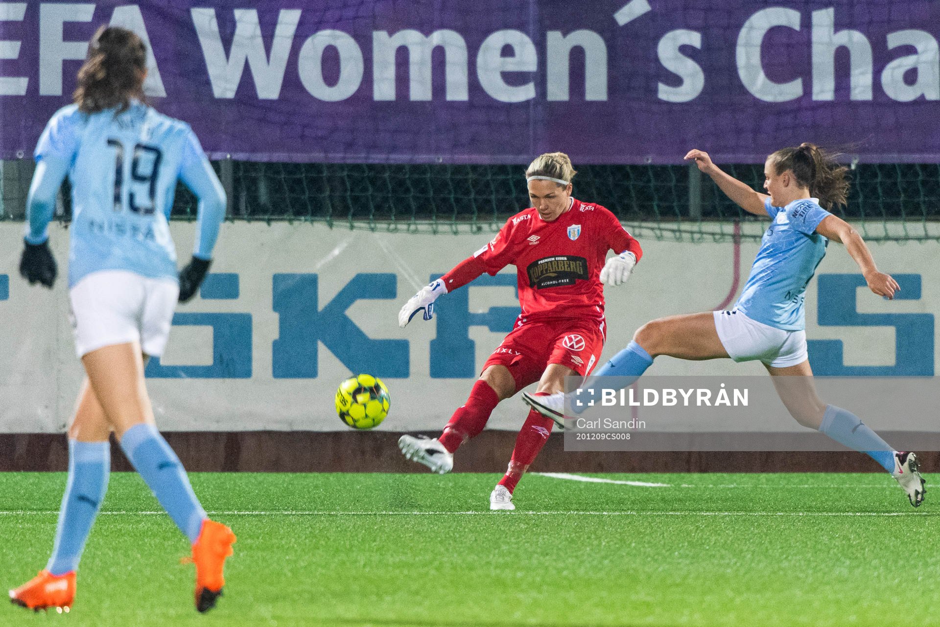 Goalkeeper Jennifer Falk of Göteborg