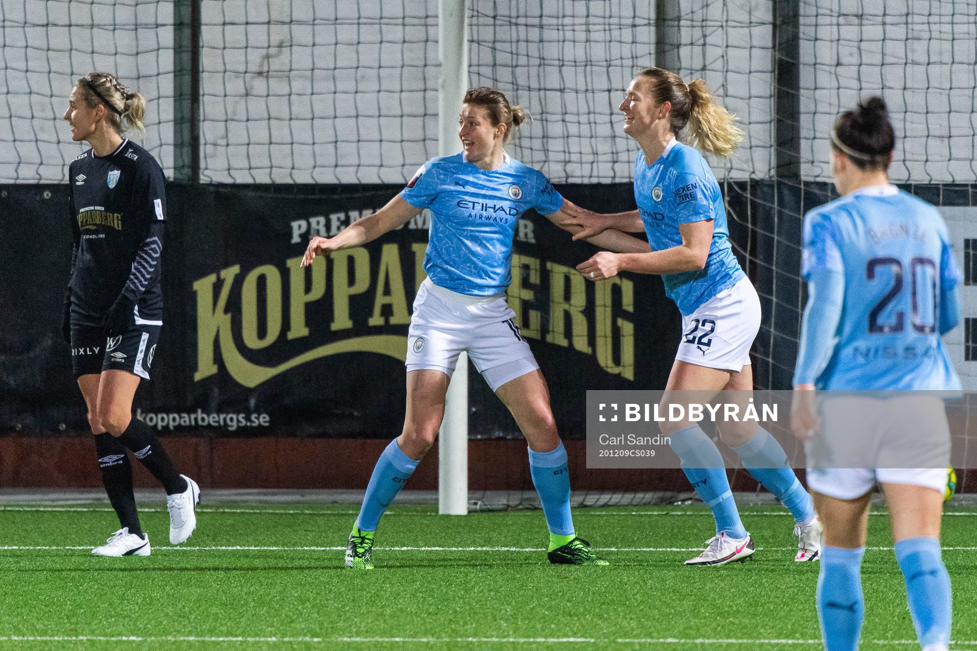 Ellen White and Sam Mewis celebrate after 1-2 during the UEFA Women's Champions League football match between Kopparbergs/Göteborg and Manchester City on December 9, 2020 in Gothenburg.
