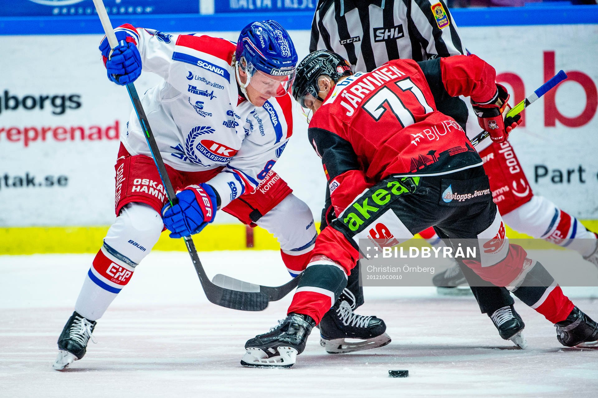 Oskarshamns Fredrik Olofsson mot Malmö Redhawks Jan-Mikael