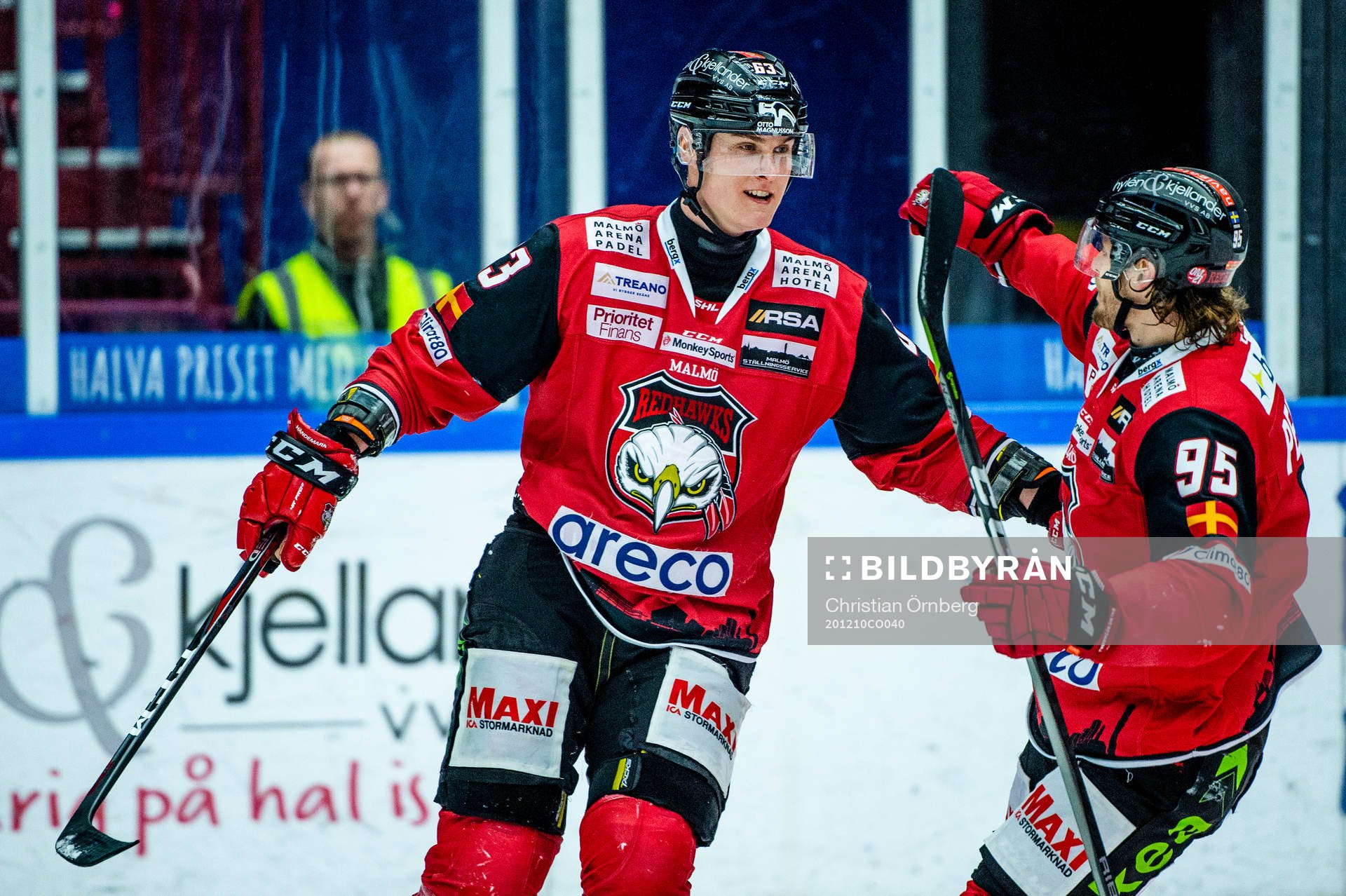 Malmö Redhawks Fredrik Händemark jublar