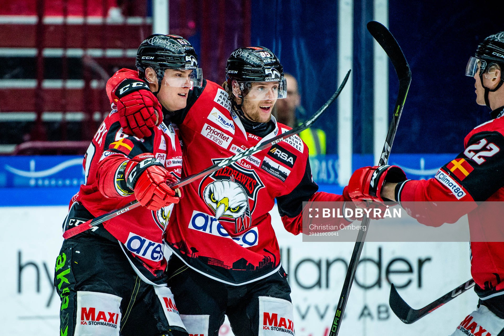 Malmö Redhawks Fredrik Händemark jublar