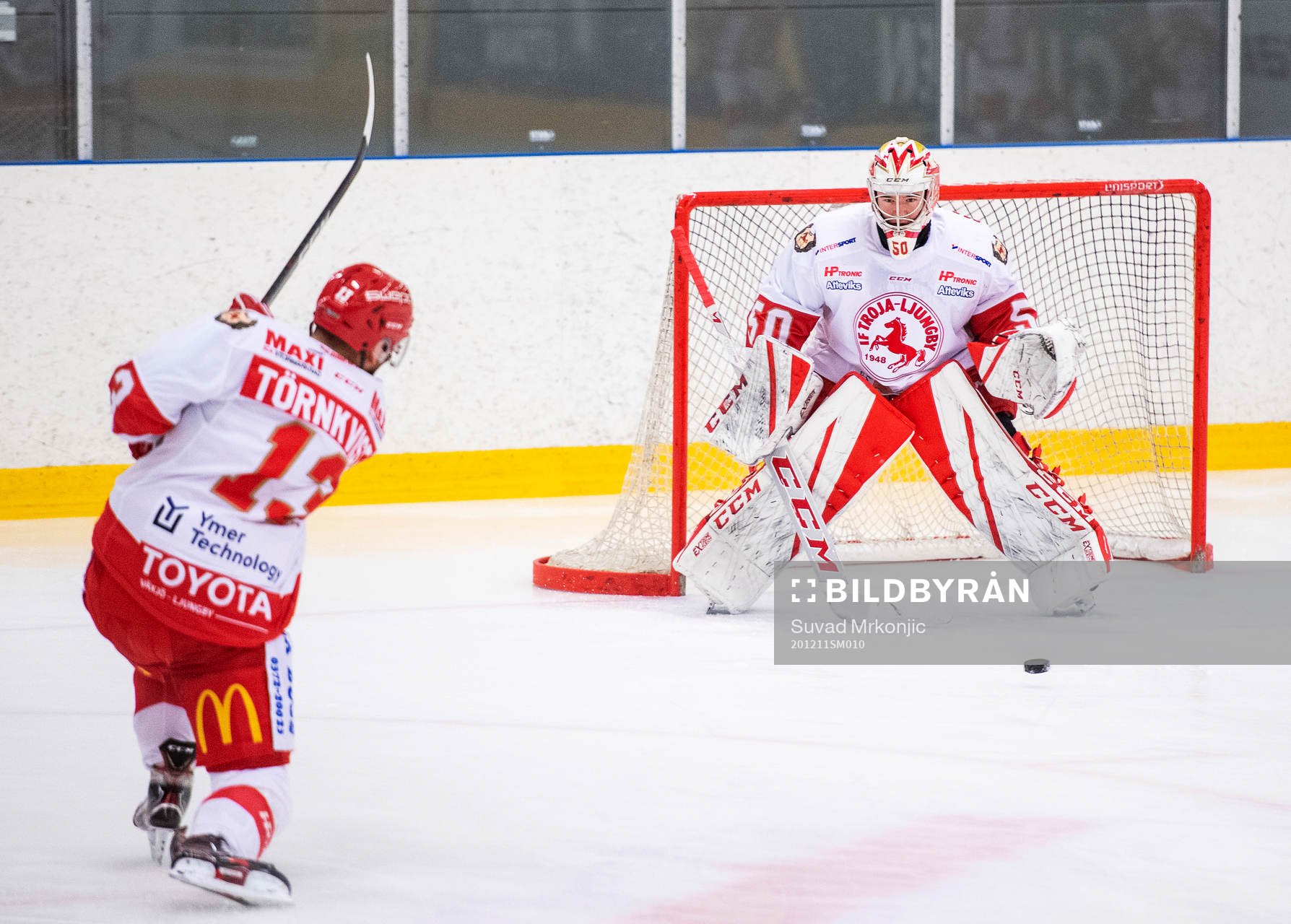 Trojas målvakt Anton Hjalmarsson och Tobias Törnkvist
