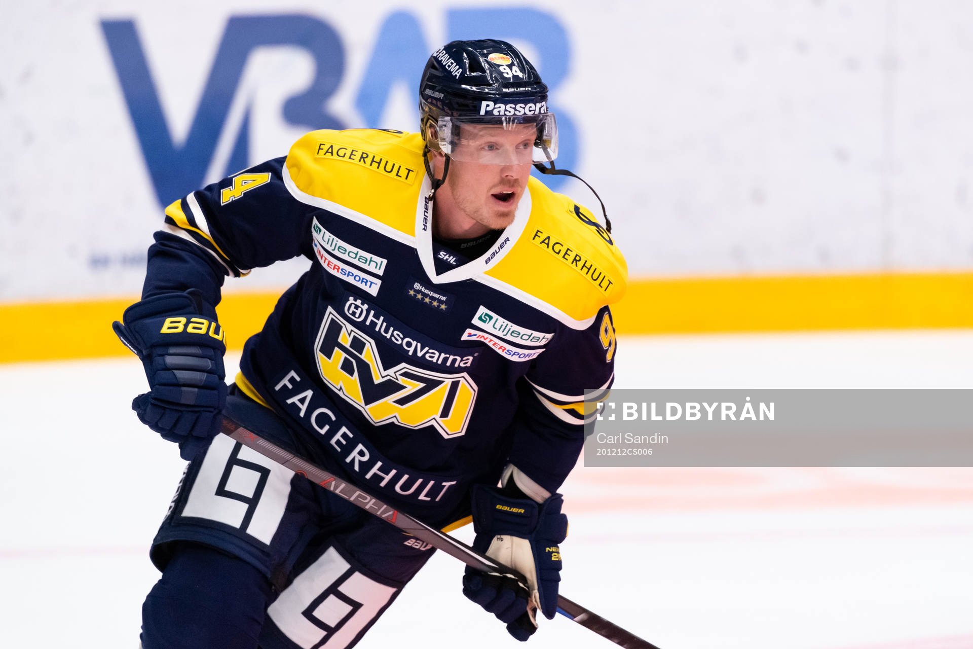 s Ryan Stoa innan ishockeymatchen i SHL mellan HV71 och
