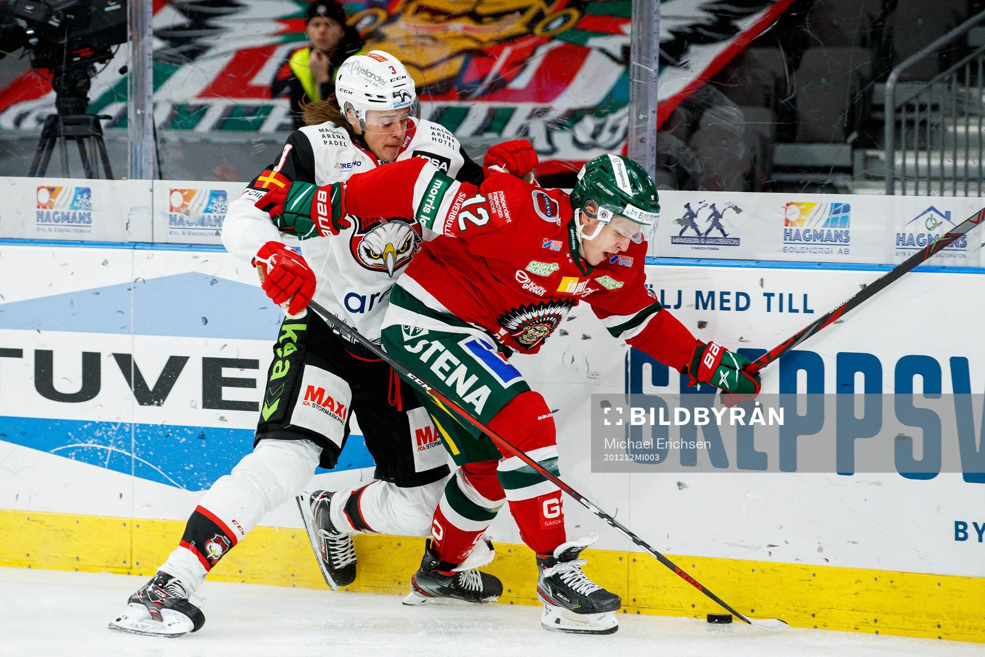 Malmö Redhawks Malte Setkov och Frölundas Max Friberg