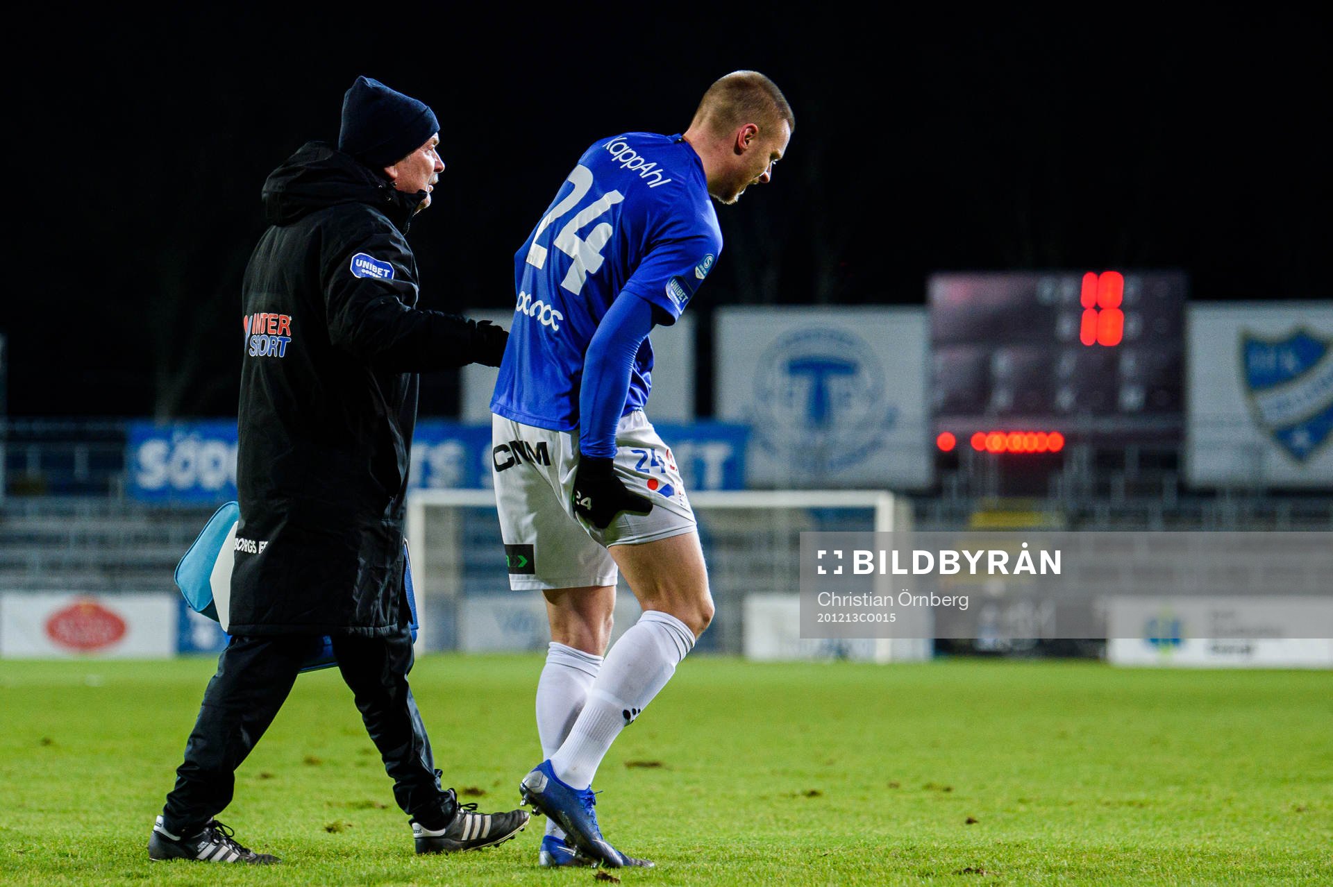 Trelleborgs Mattias Håkansson lämnar planen