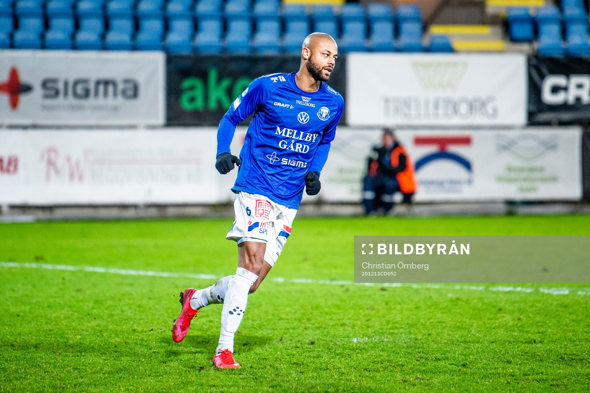 Trelleborgs Salif Camara Jönsson jublar