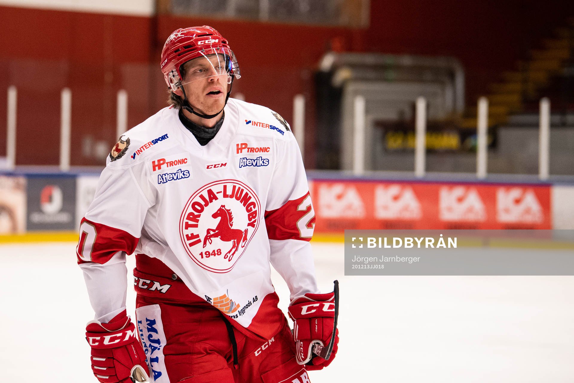 Trojas Hampus Gustafsson jublar