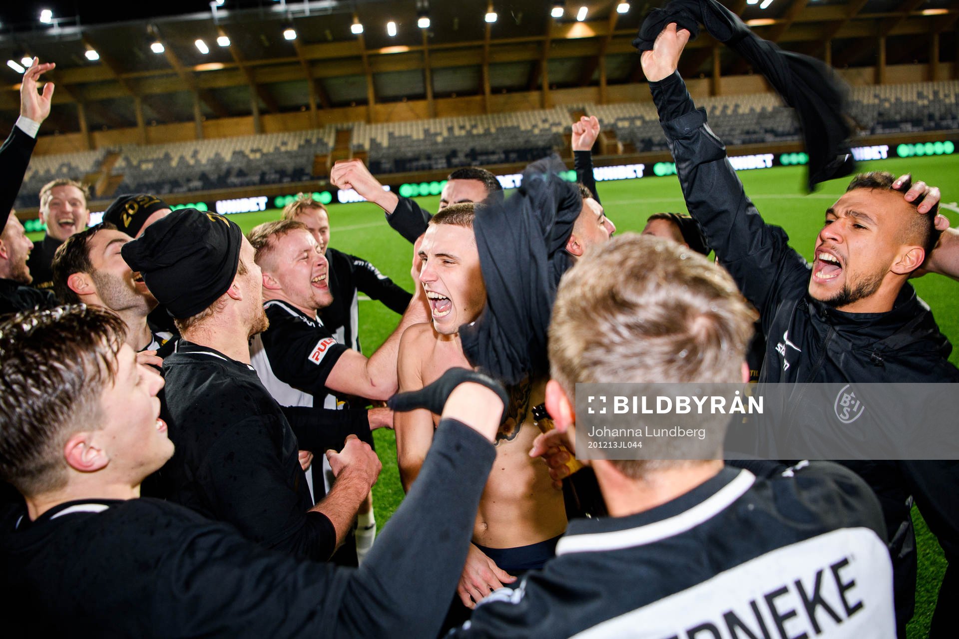 under fotbollsmatchen i kvalet till Superettan mellan