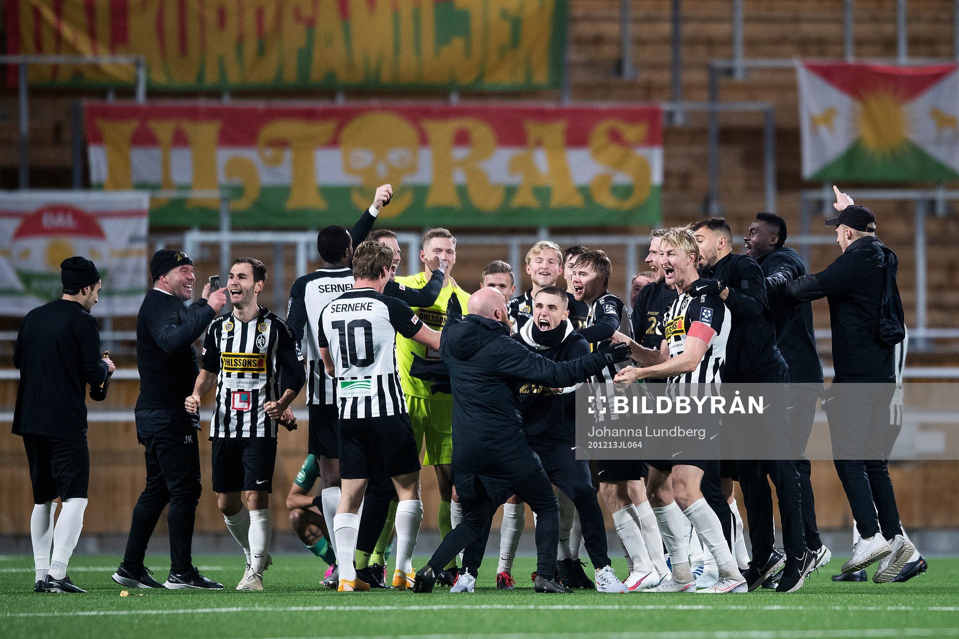 Landskronas spelare jublar