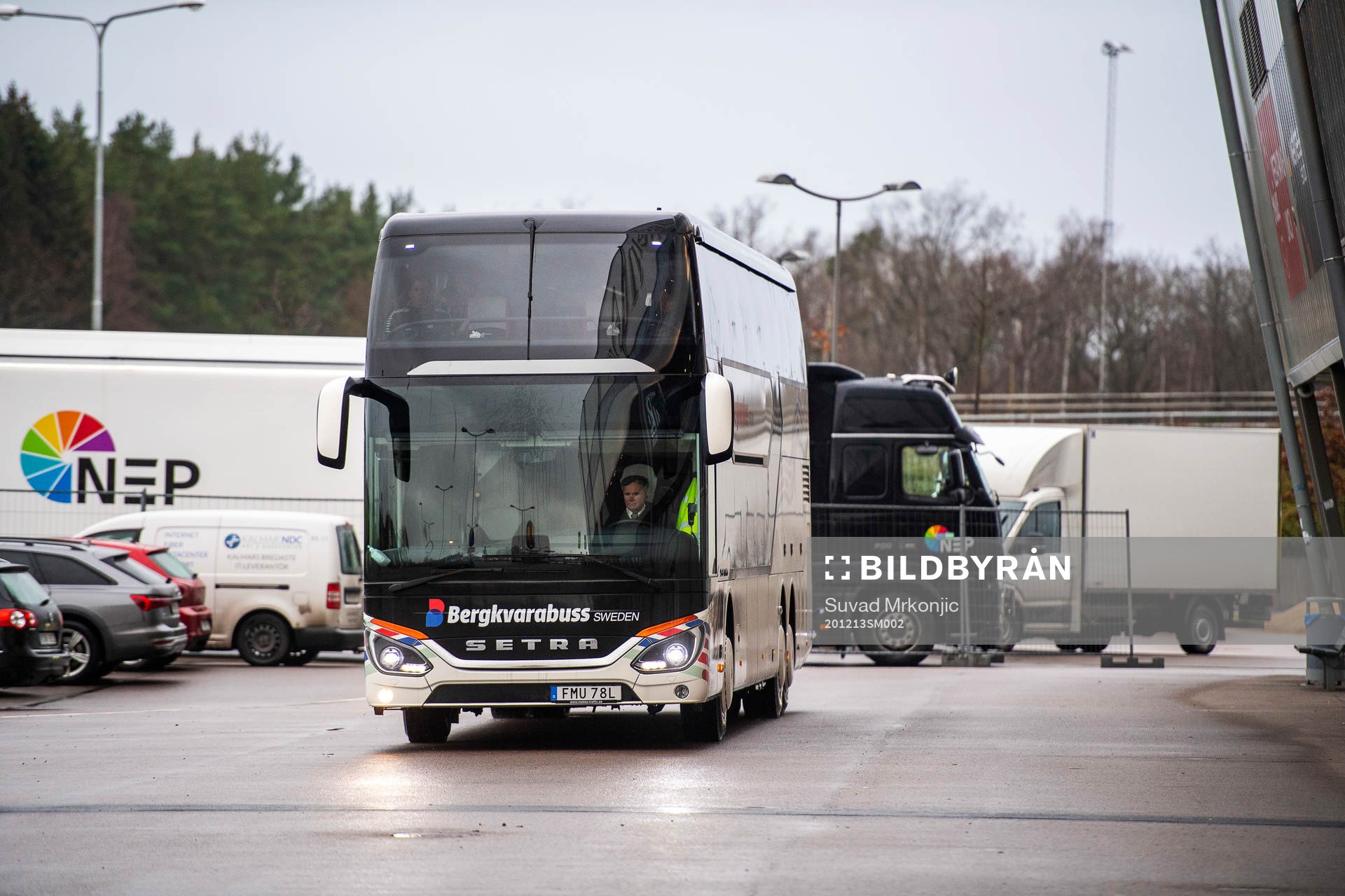 Kalmars spelare anländer